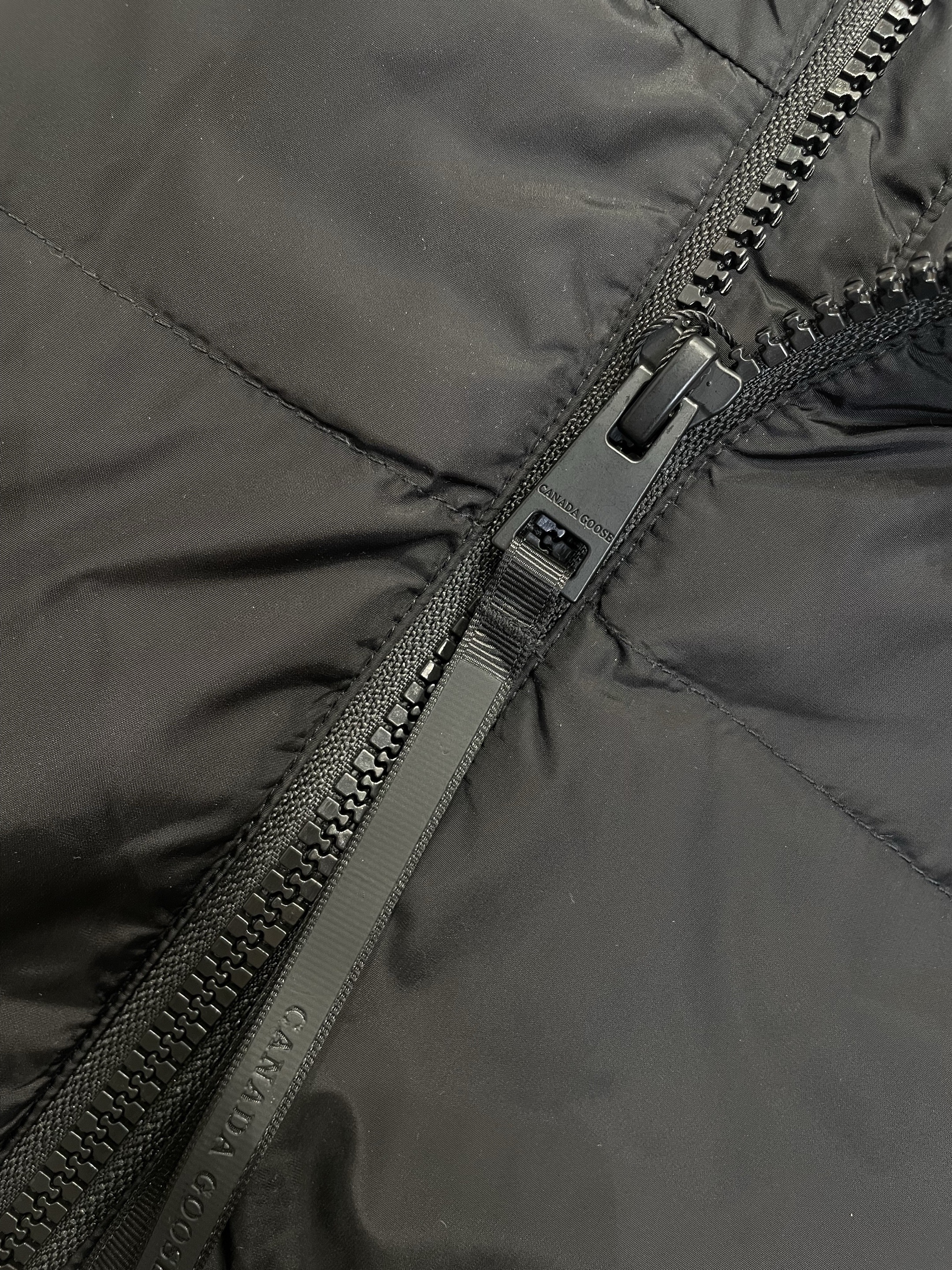 Canada Goose Unisex Down Jacket Size S-XL