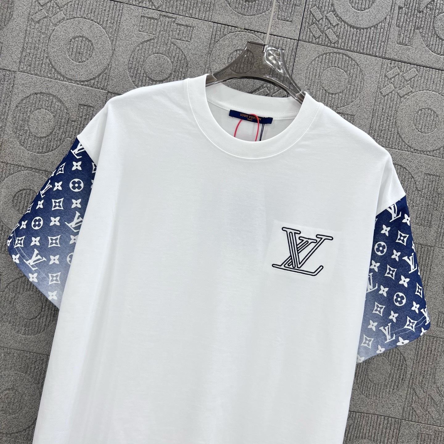 Louis Vuitton T Shirt  Embroider Logo Size XS-L