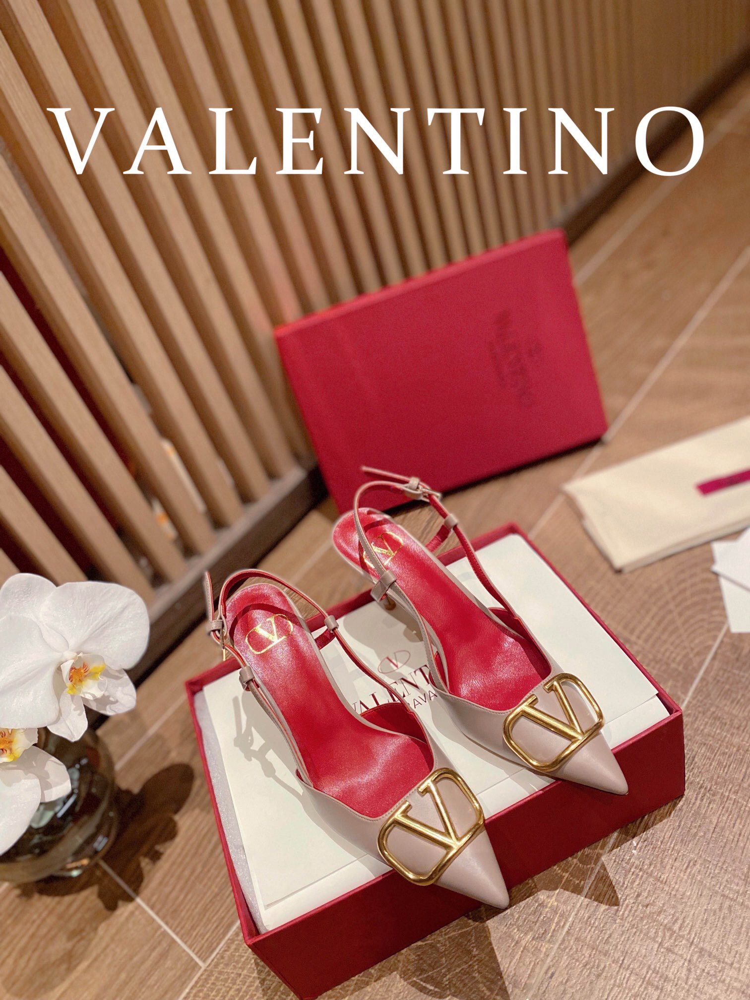 Valentino Vlogo Signature Calfskin Slingback Pumps Size 35-41 4-Color