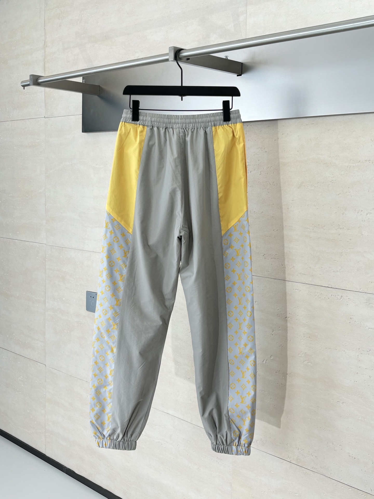 Louis Vuitton Unisex Pants Size S-XL