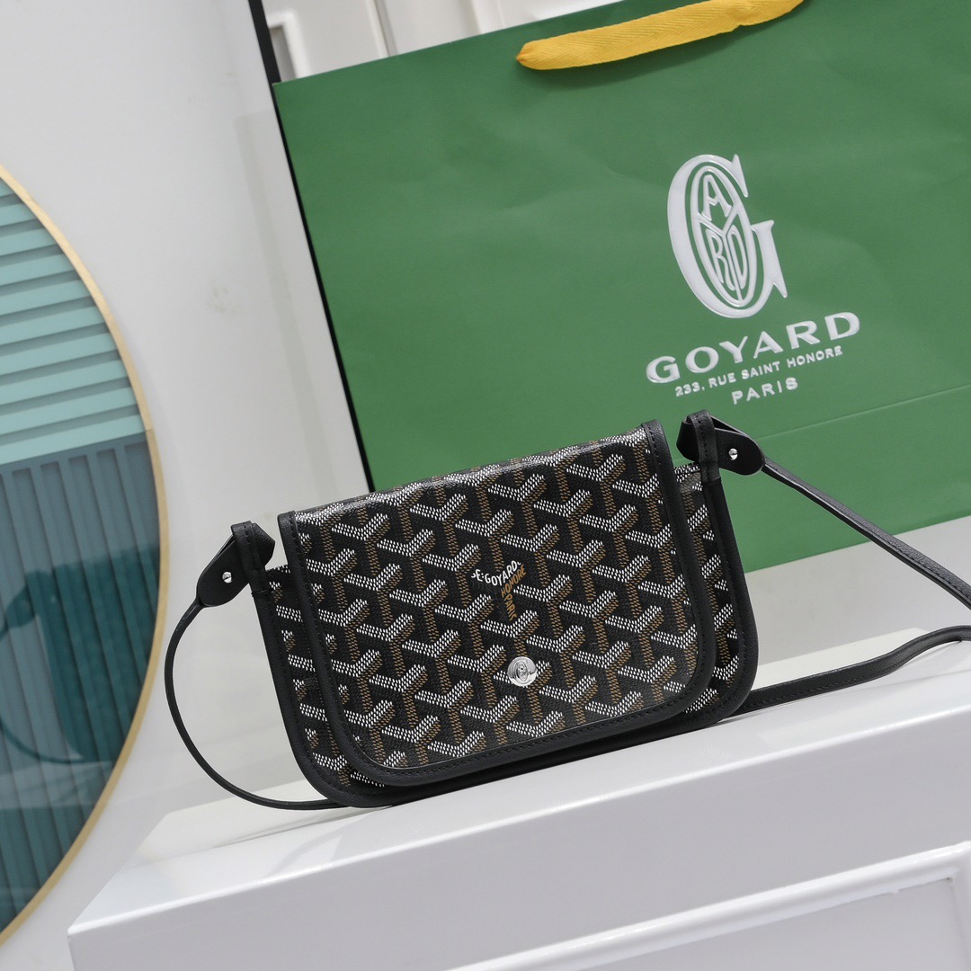 Goyard Shoulder Bags Size 20.5*14*2cm