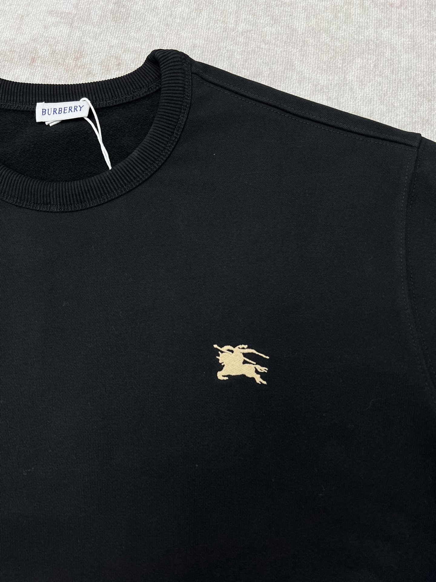 Burberry Unisex Sweatshirt Size S-XL