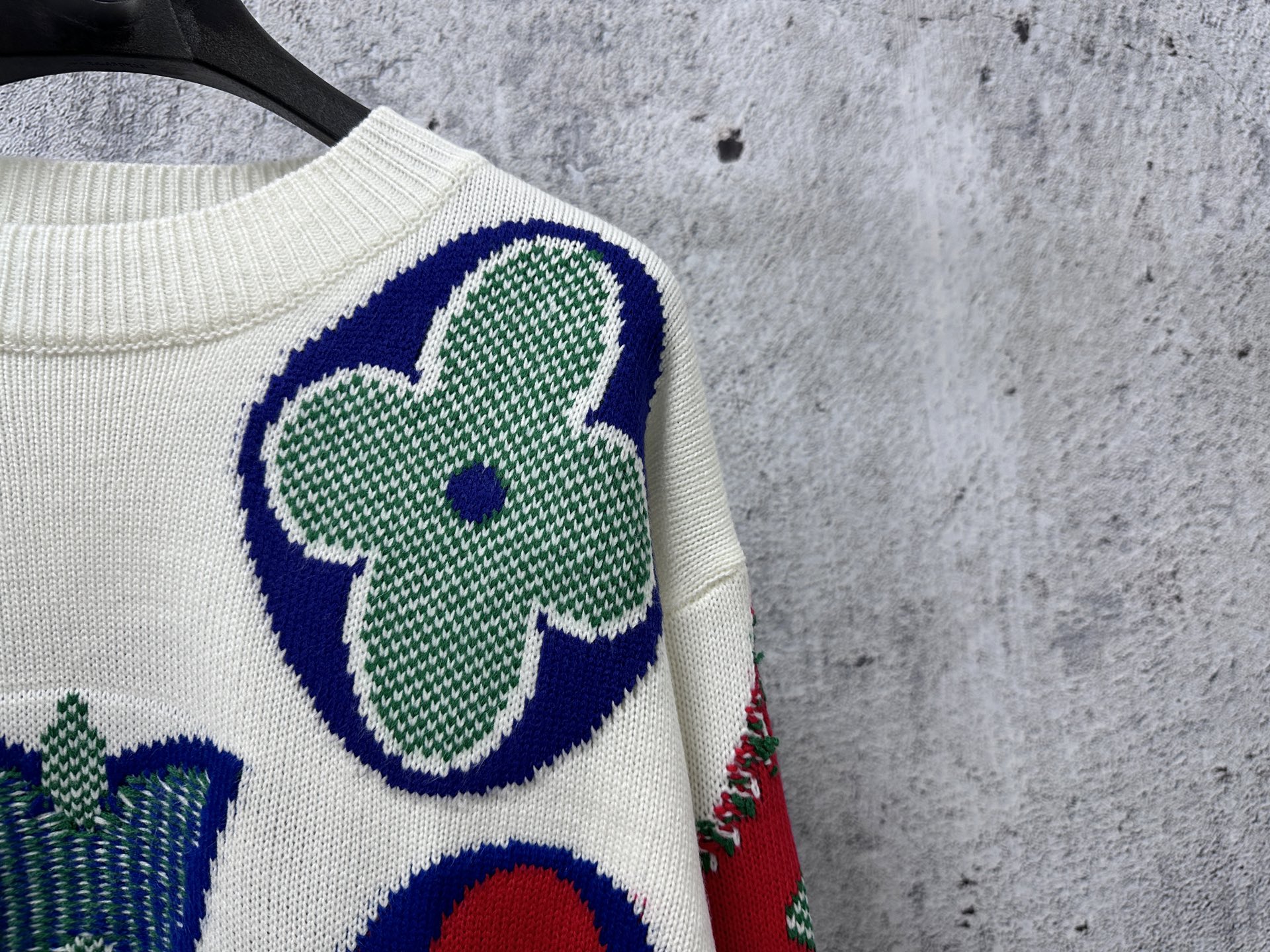 Louis Vuitton Unisex Sweatshirt Size S-XL