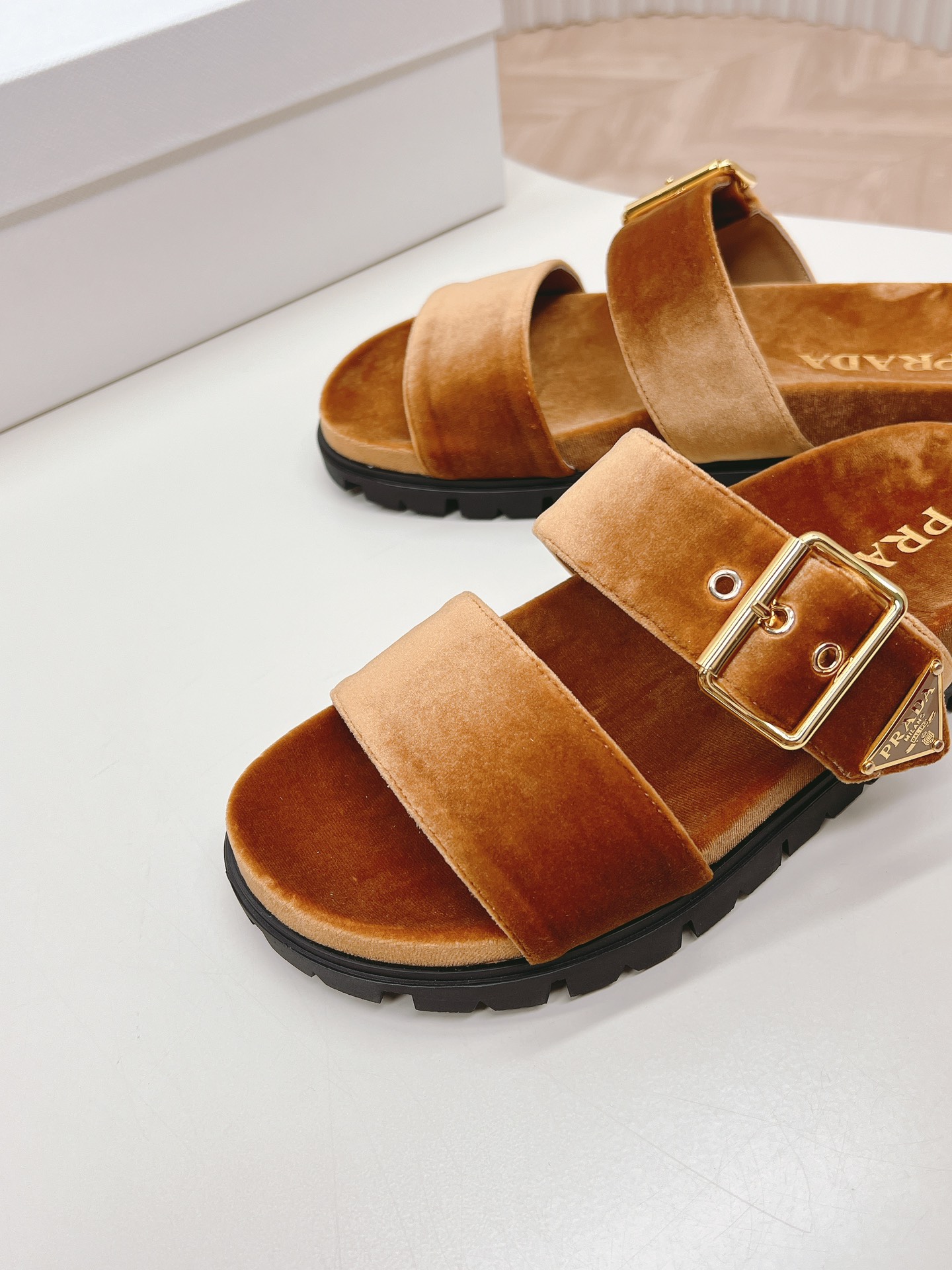 Prada 2024ss Slippers Size 36-40