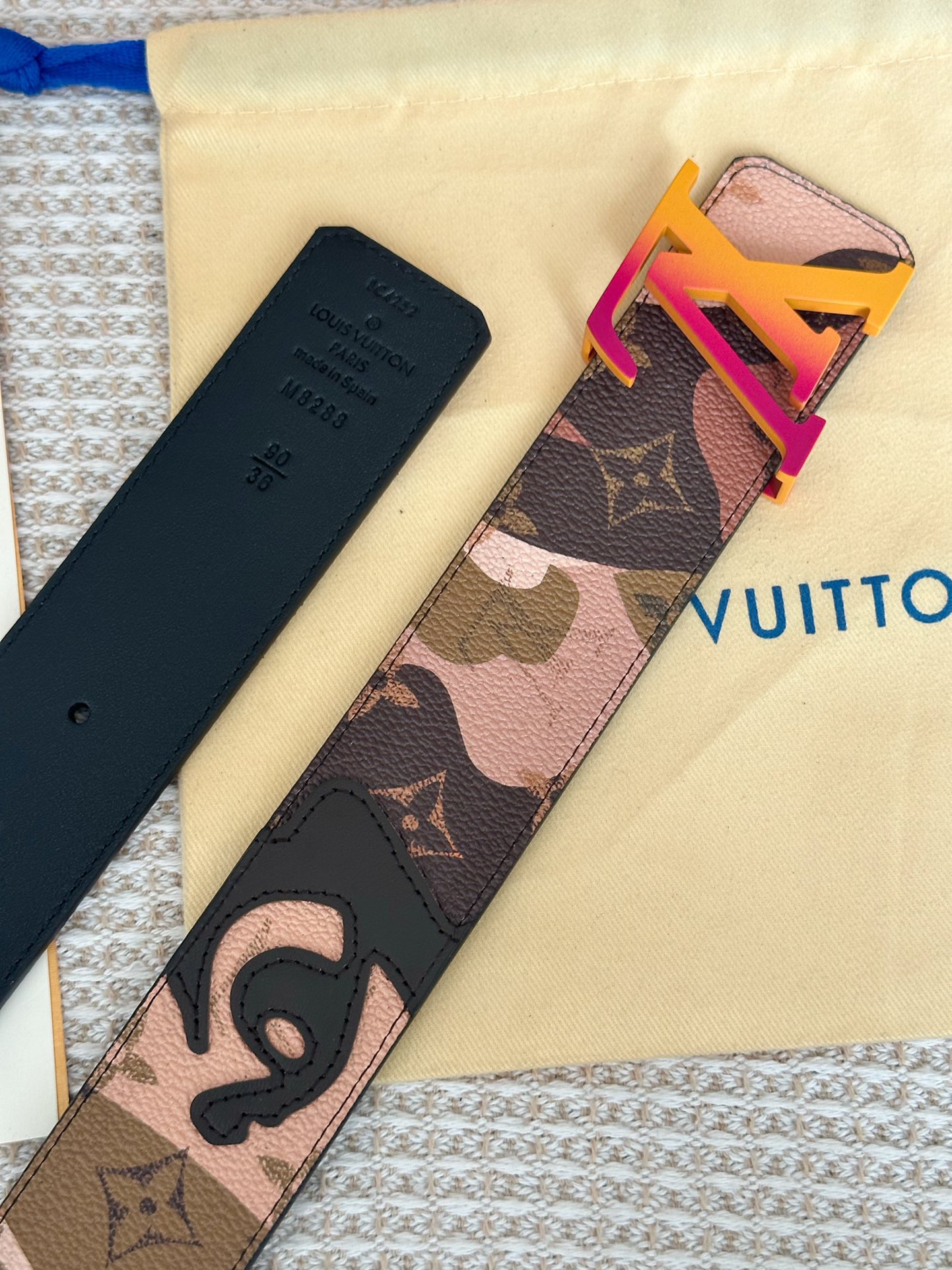 Louis Vuitton Men Belt Width 4cm