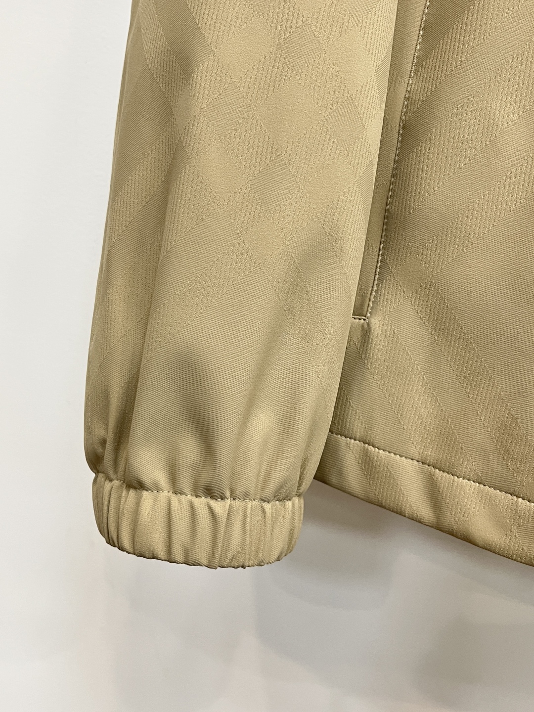 Burberry Unisex Jacket Size M-XXXL