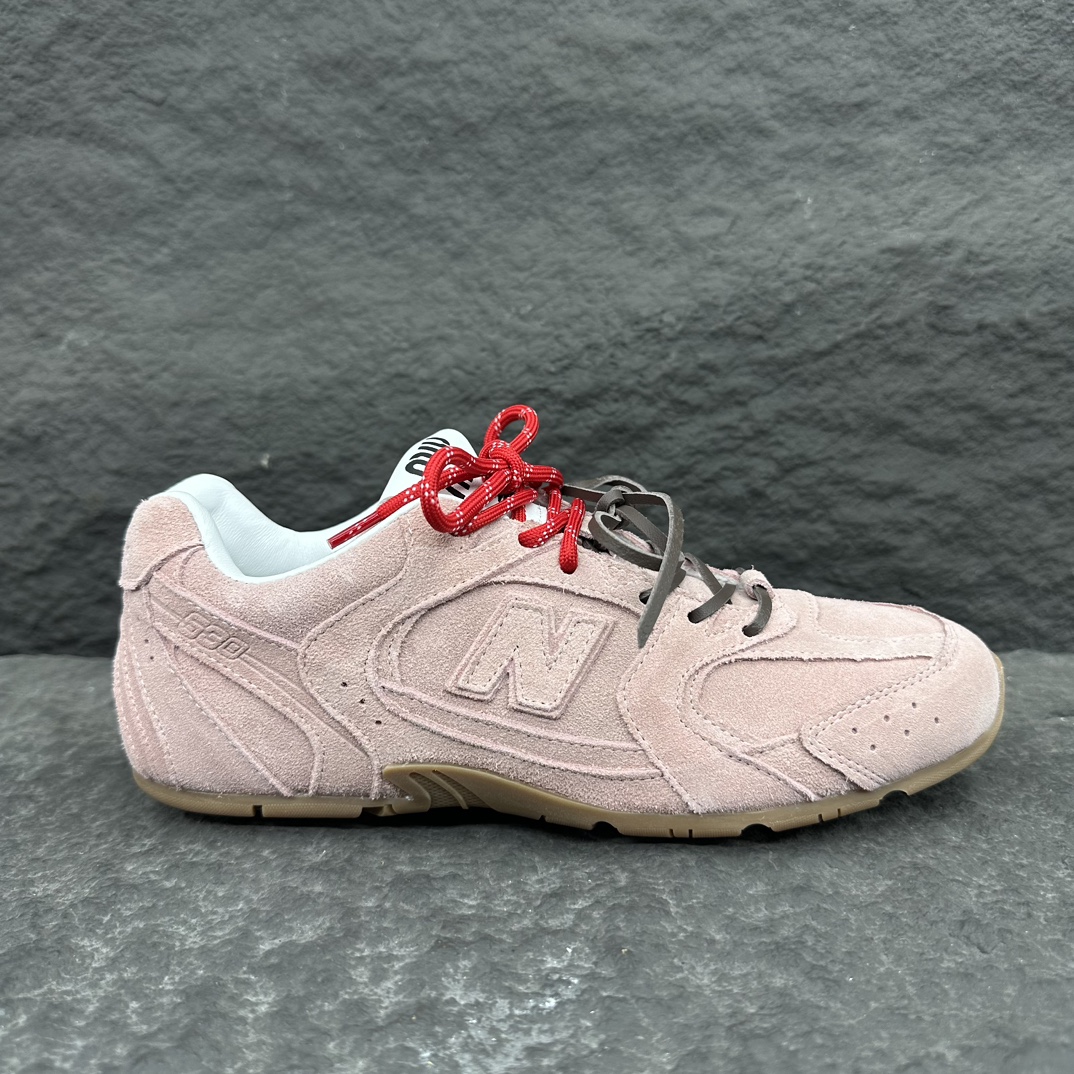 MiuMiu x New Balance Sneaker Size 35-46