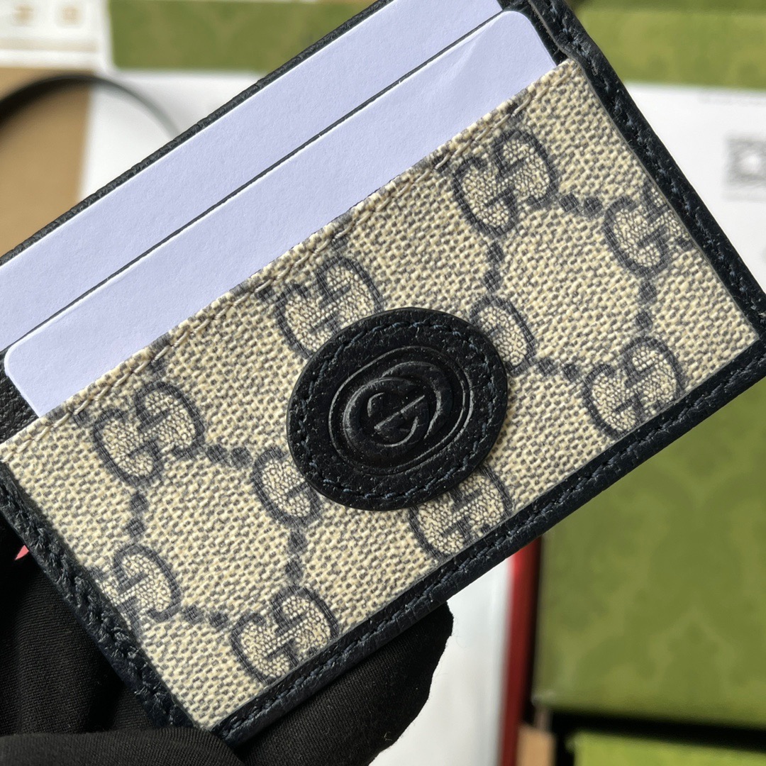 Gucci GG Card case with Interlocking Size 10*7cm Style: 673002