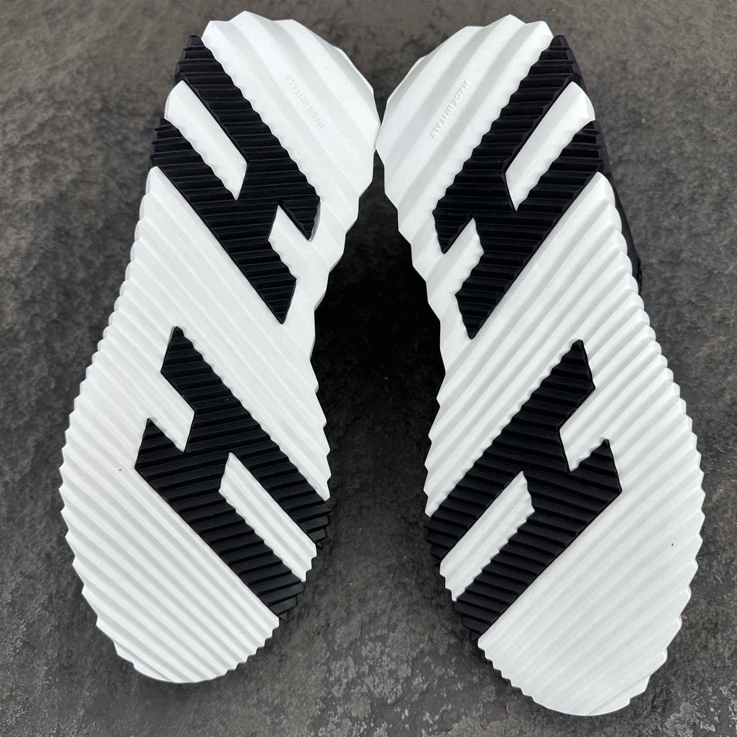 Hermes Bouncing Sneaker Size 36-46