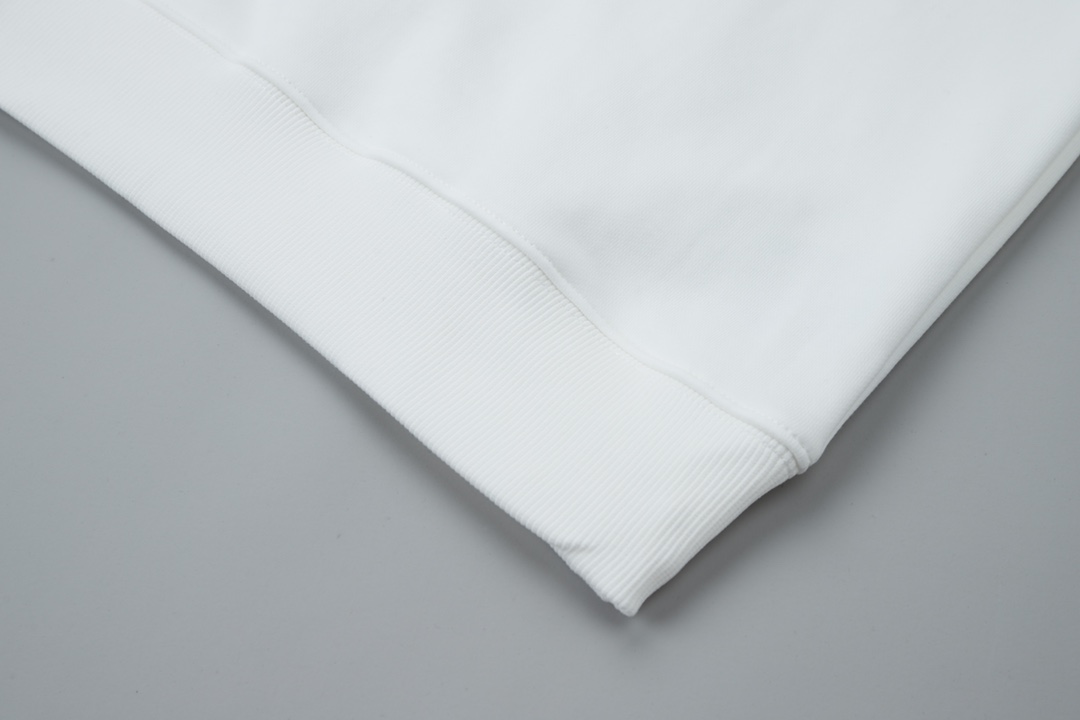 Louis Vuitton Unisex Sweatshirt Size S-XL