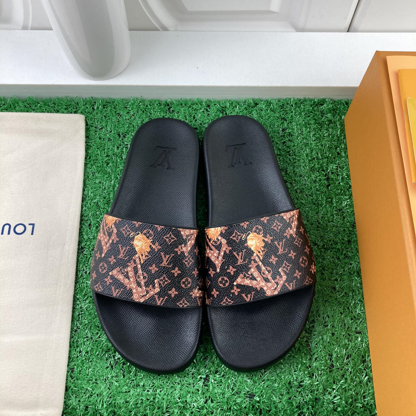 Louis Vuitton 2024ss Candy Series Slippers Size 36-45