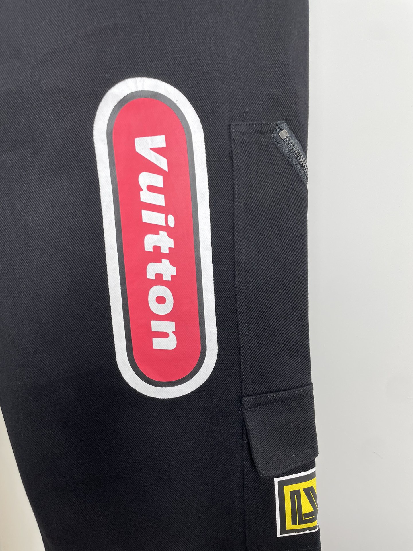 Louis Vuitton Unisex Jeans Size S-XL