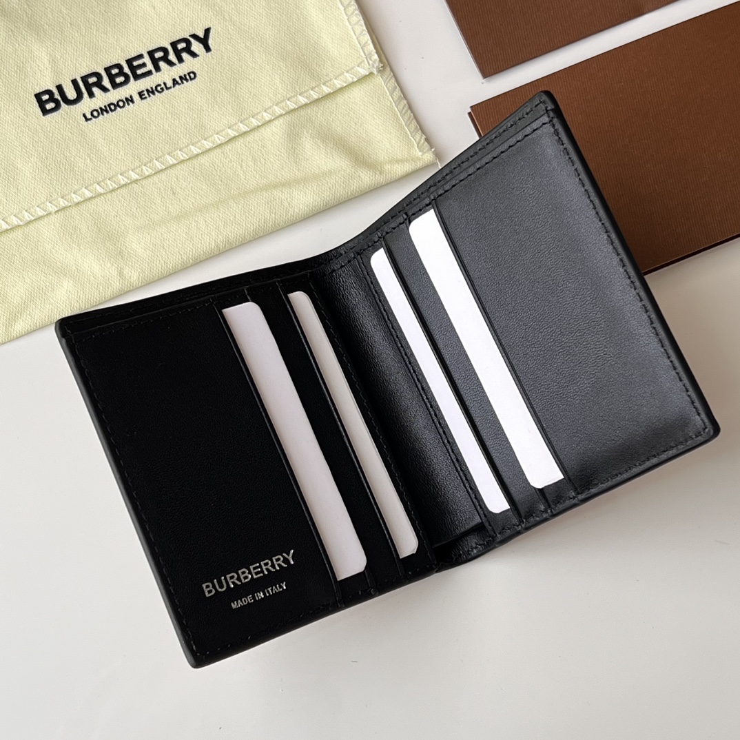 Burberry Card Holder Size 9*10.5cm