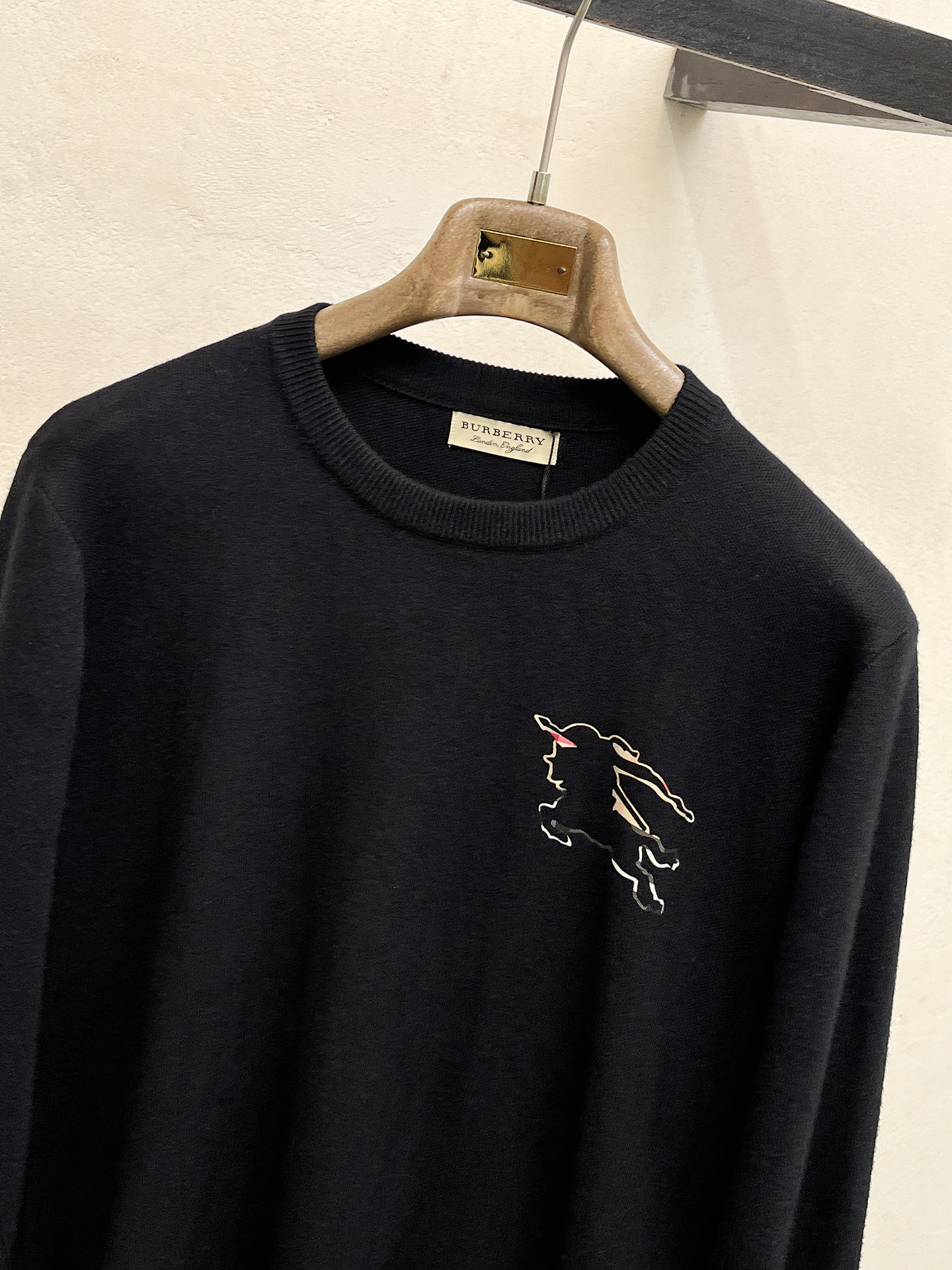 Burberry Unisex Sweatshirt Size M-XXXL