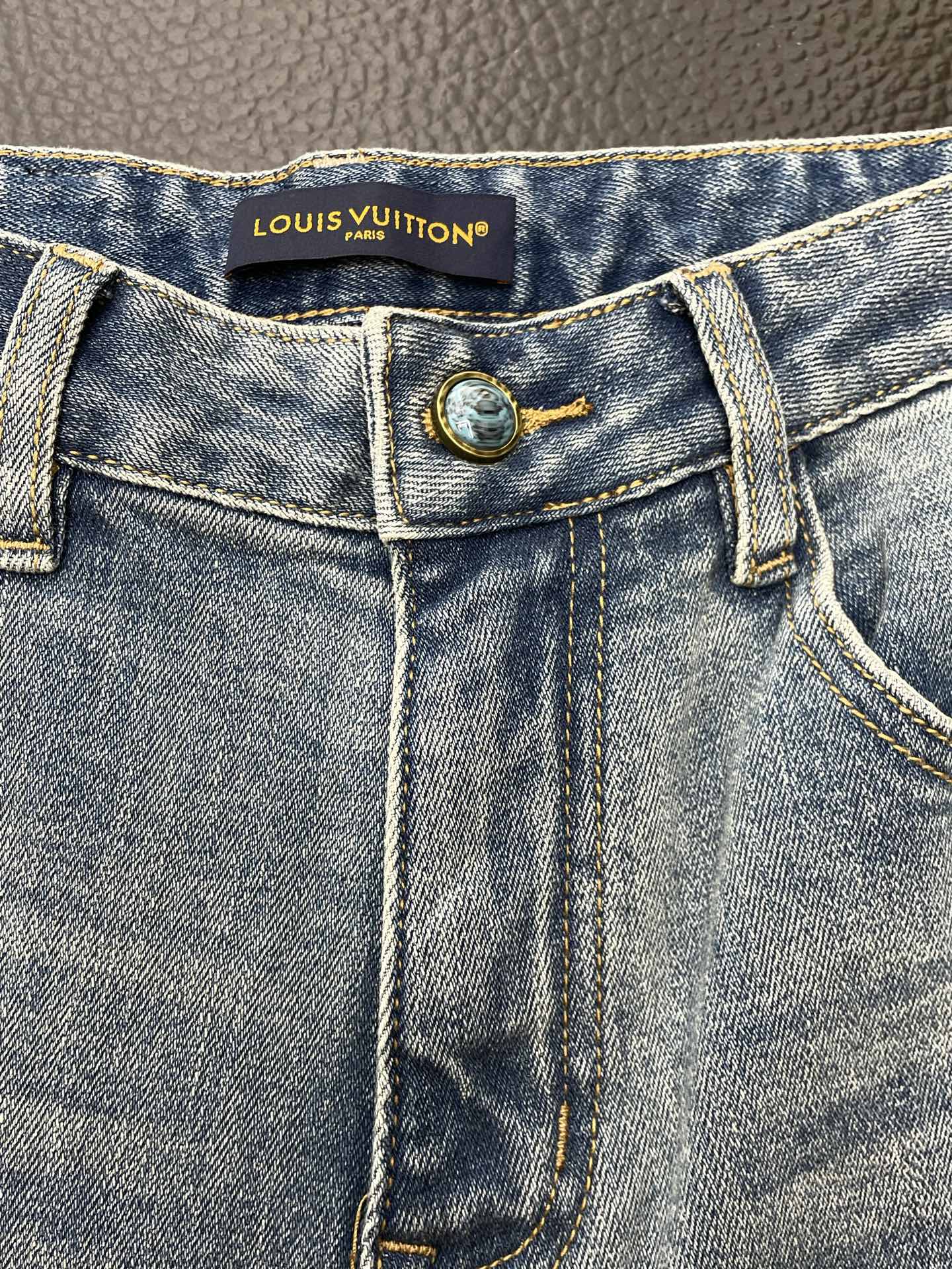 Louis Vuitton Jeans Men Size 28-38