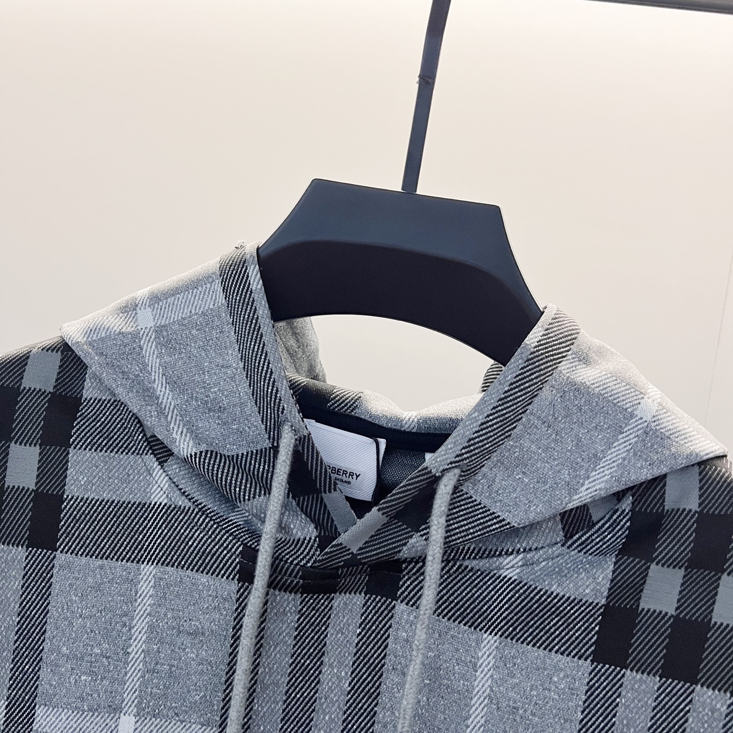 Burberry Unisex Sweatshirt Size S-XL