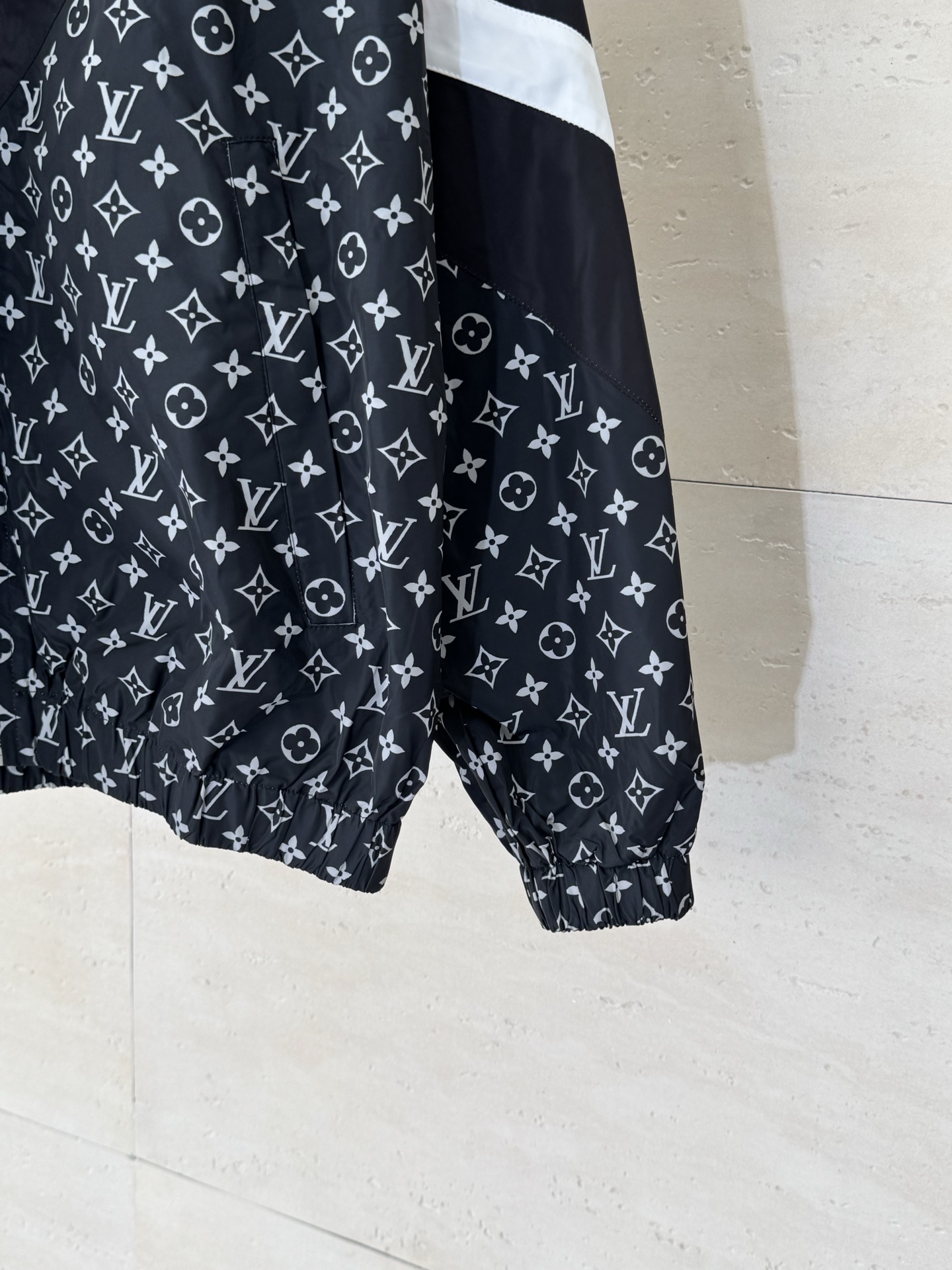 Louis Vuitton Unisex Jacket Size S-XL