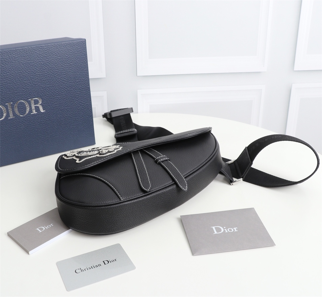 Dior Saddle Mens Shoulder Bags 26*19*4.5cm
