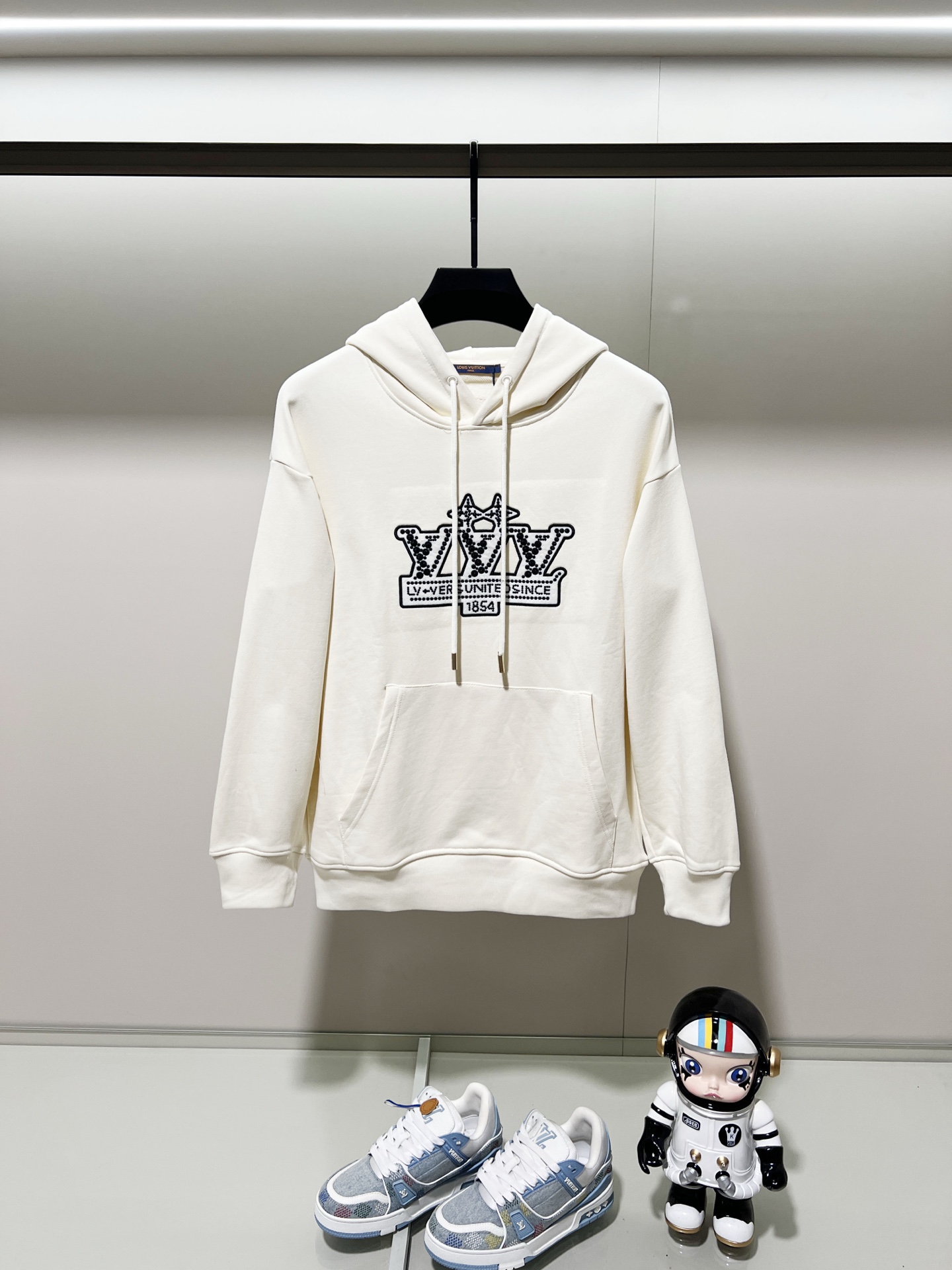 Louis Vuitton Unisex Sweatshirt Size S-XL