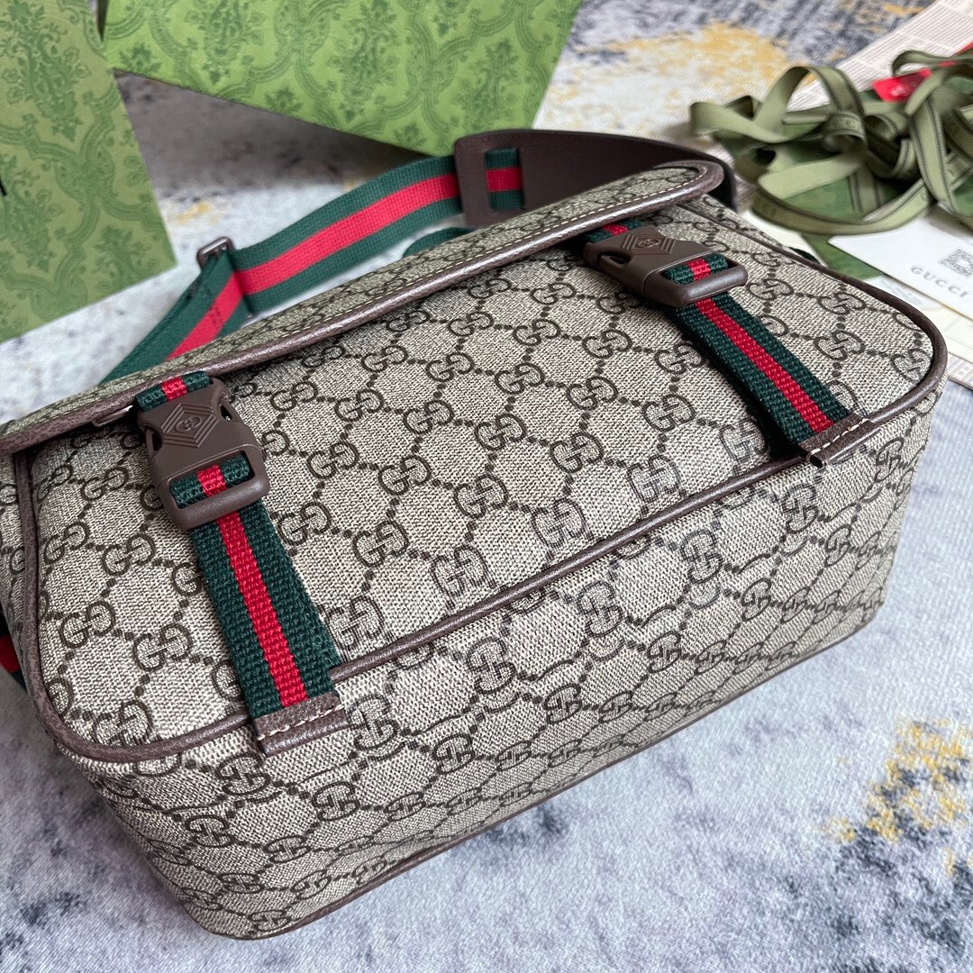 Gucci GG Supreme Shoulder Bags Size 27*20*10cm