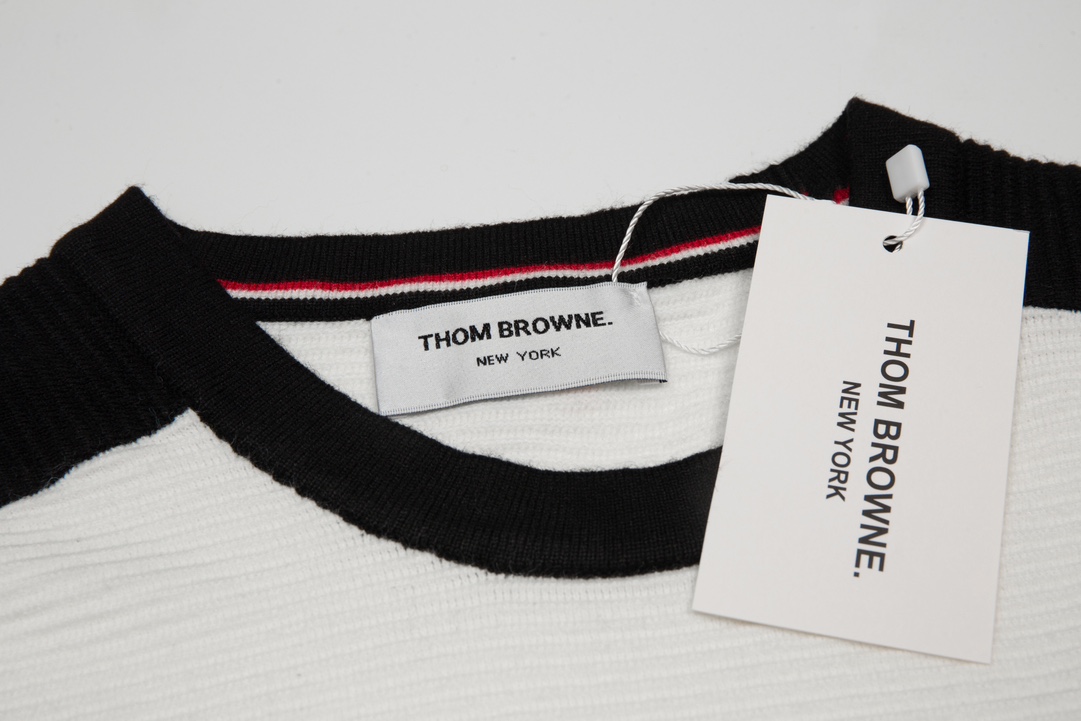 Thom Browne Unisex Sweatshirt Size S-XL