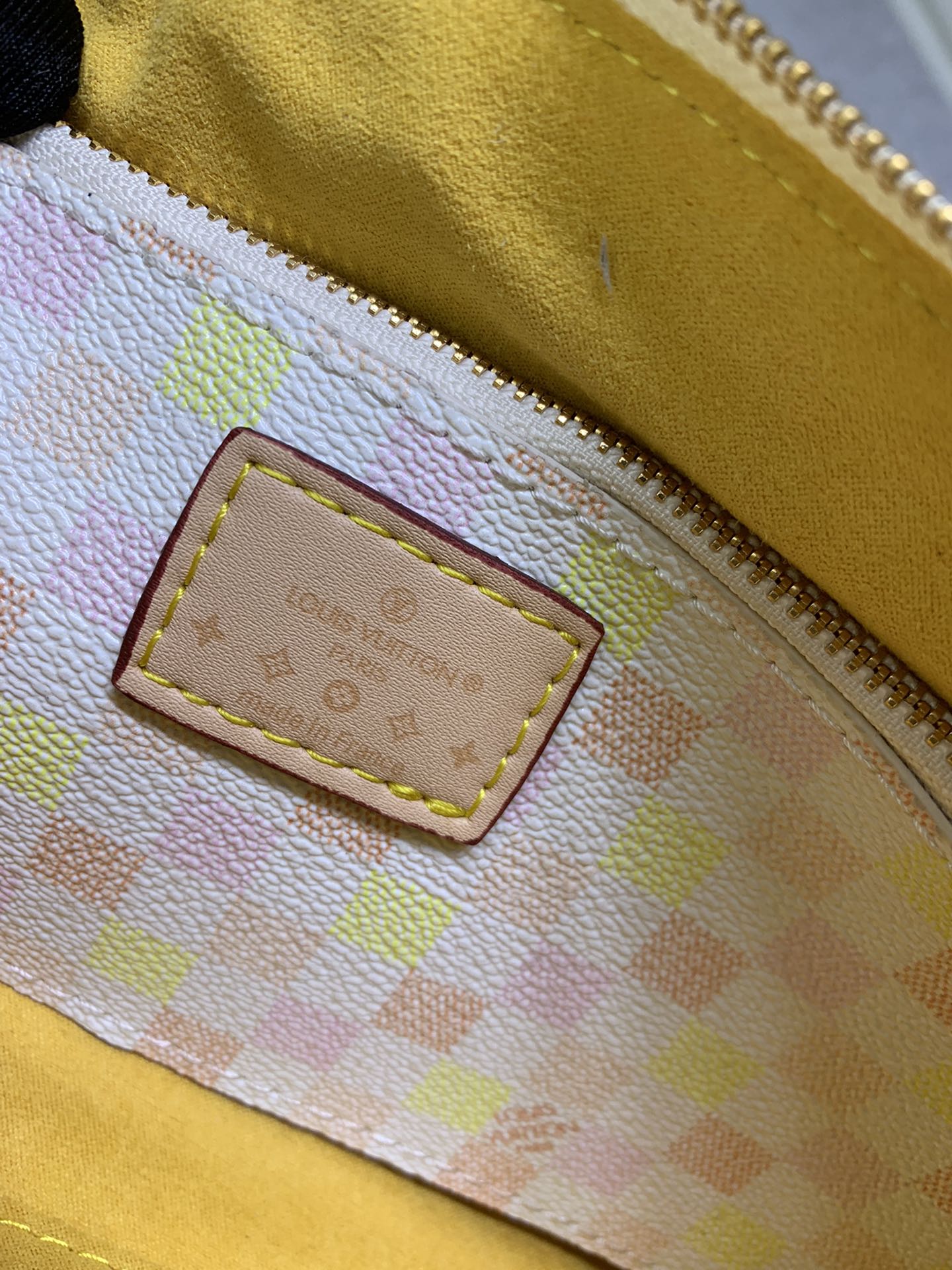 Louis Vuitton N40642 Pochette Accessoires Shoulder Bags Size 23*13*4cm