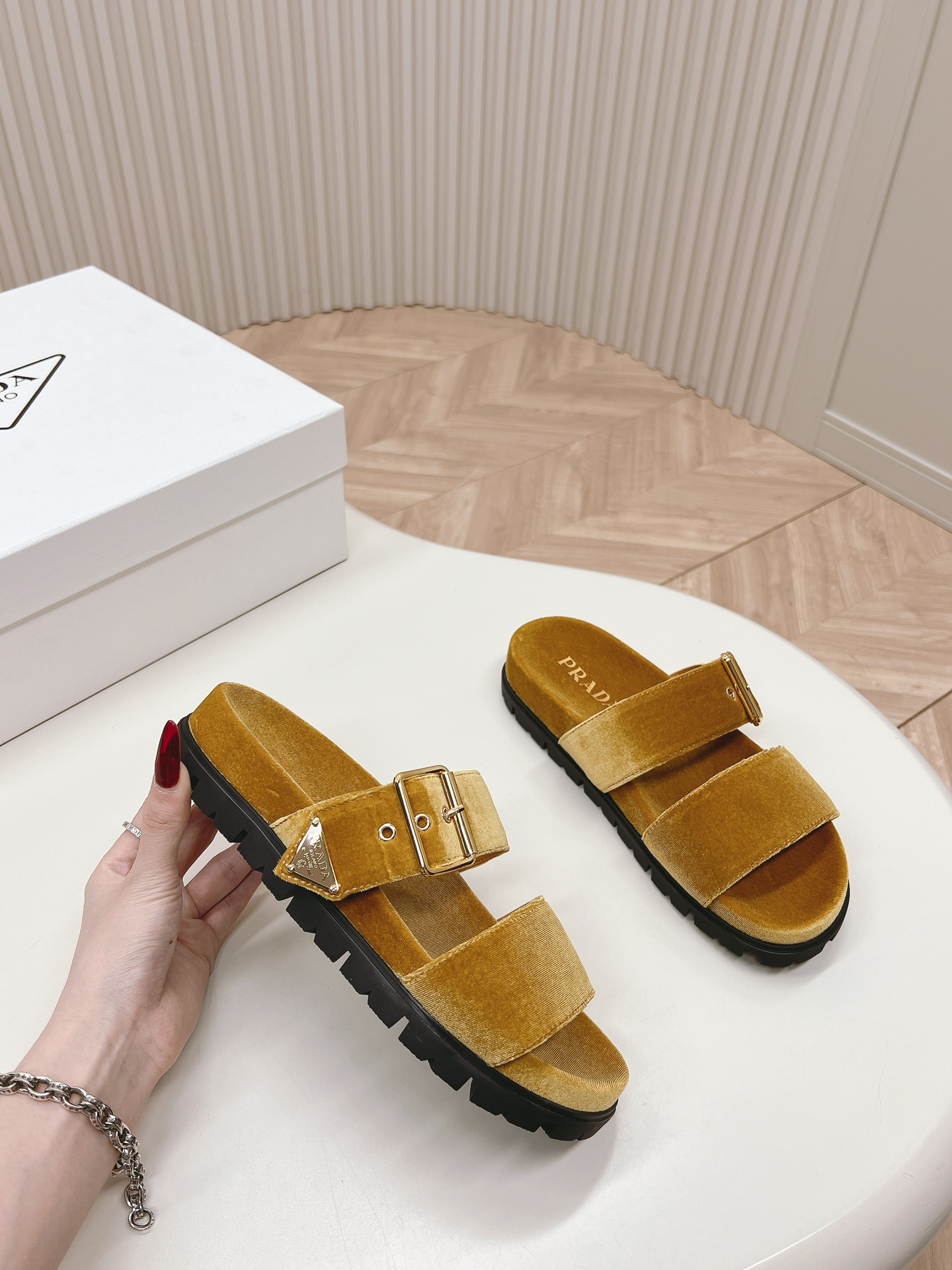 Prada 2024ss Slippers Size 36-40