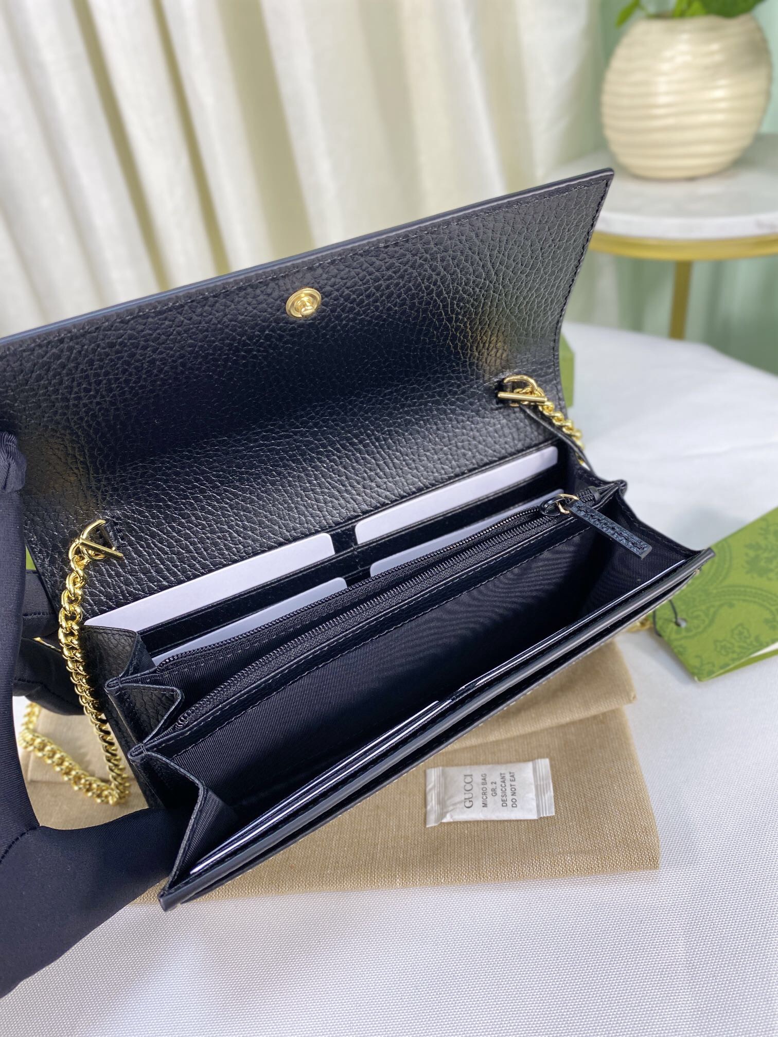 Gucci Chain Shoulder Bags Size 19*10*3cm