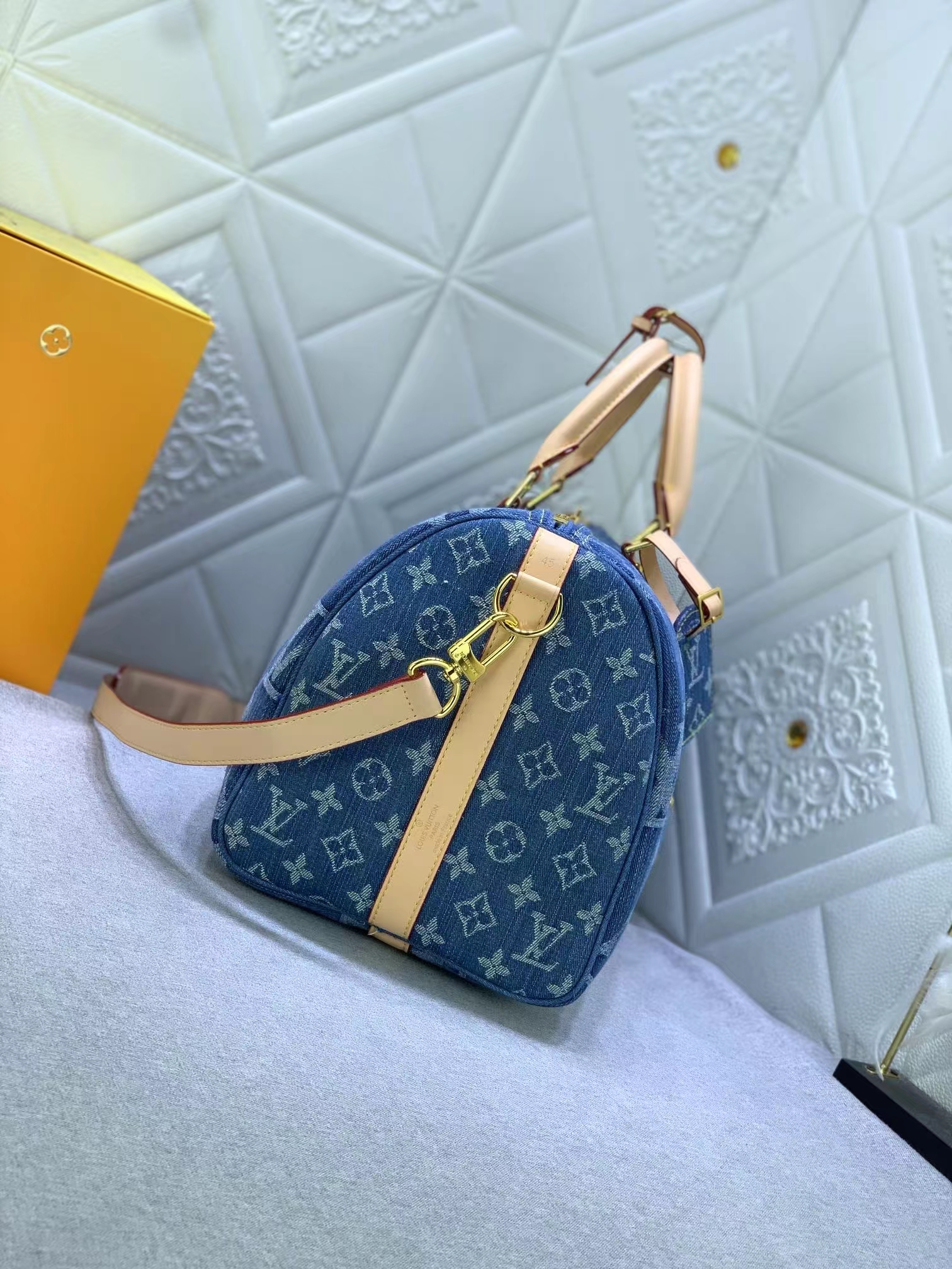 Louis Vuitton KEEPALL BANDOULIÈRE 45 Keepall Bandoulière Monogram Denim Travel Bags Size 45*27*20cm