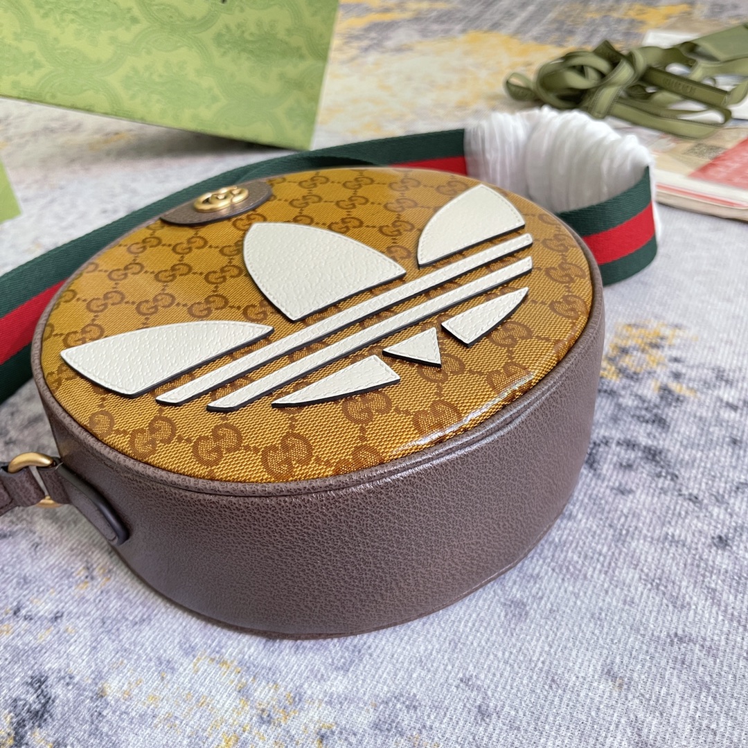 Gucci x Adidas Shoulder Bags 22*22*7cm