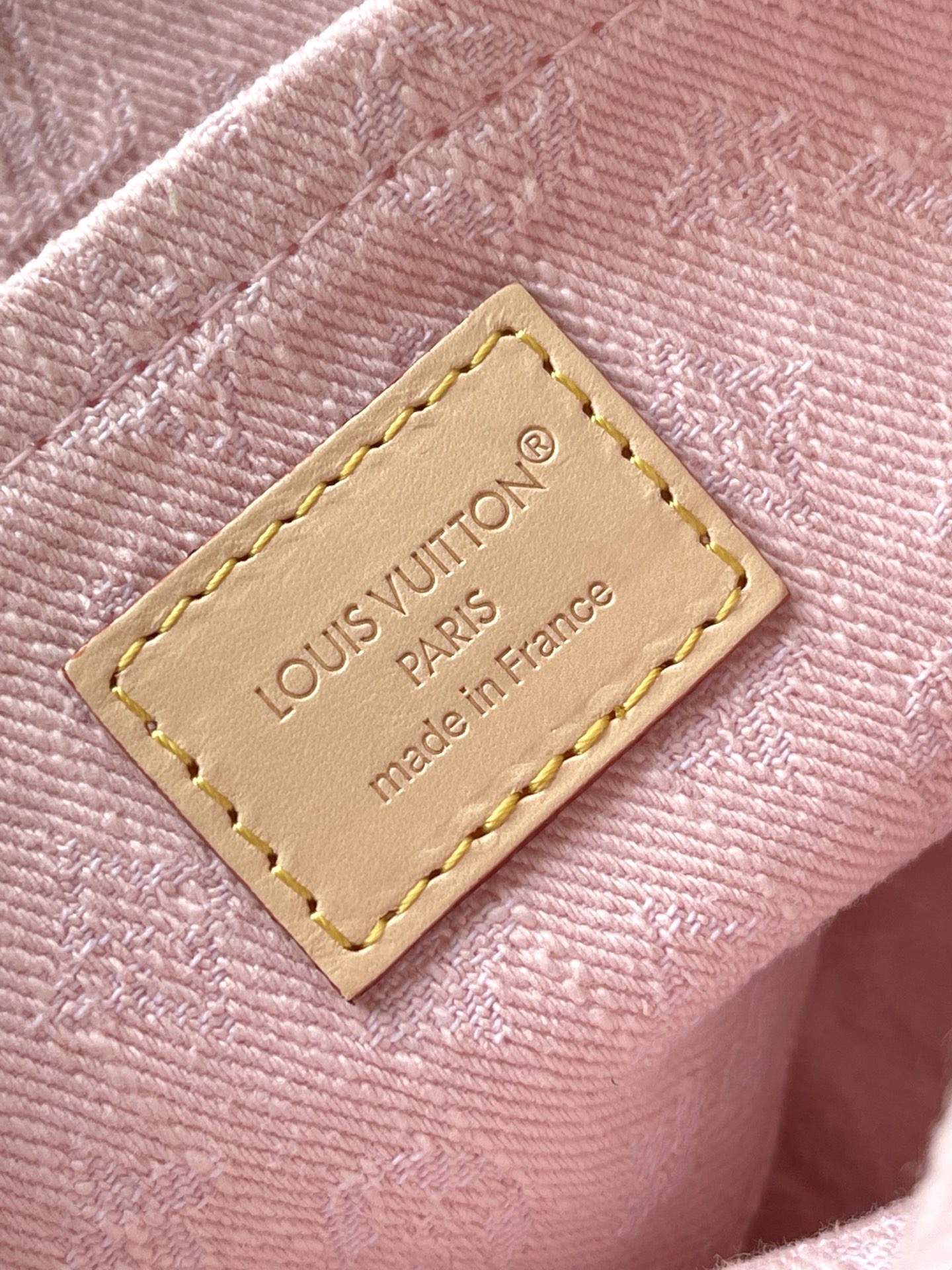 Louis Vuitton M13347 Women Shoulder Bag Size 27*18*3cm