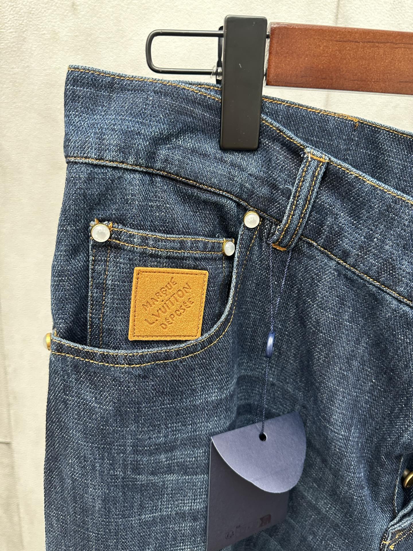 Louis Vuitton Unisex Jeans Size S-XL