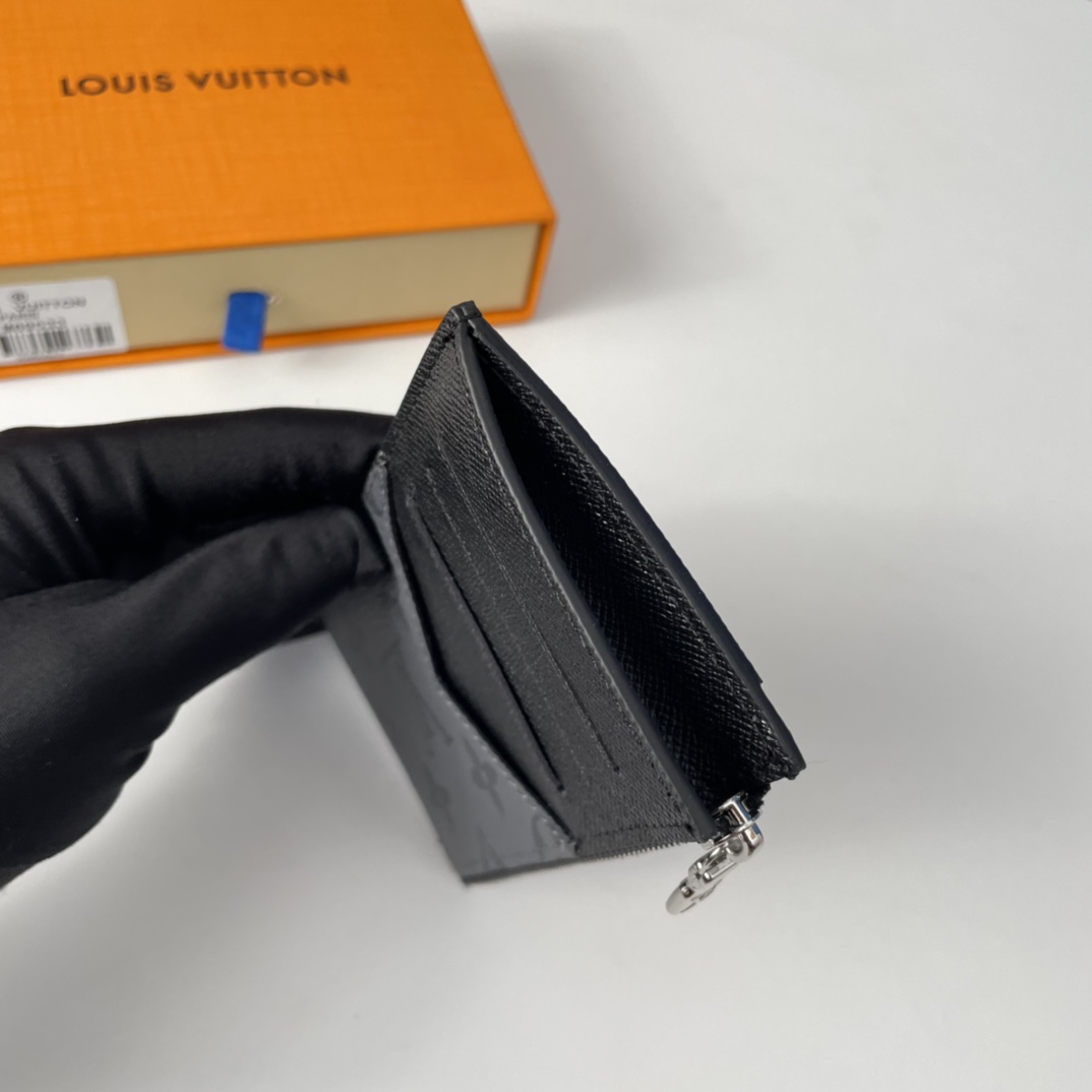 Louis Vuitton M64038 Card Holder Size 14*8cm