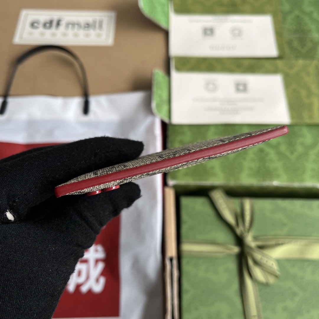 Gucci Kartenetui Mit GG Detail Size 11*7cm