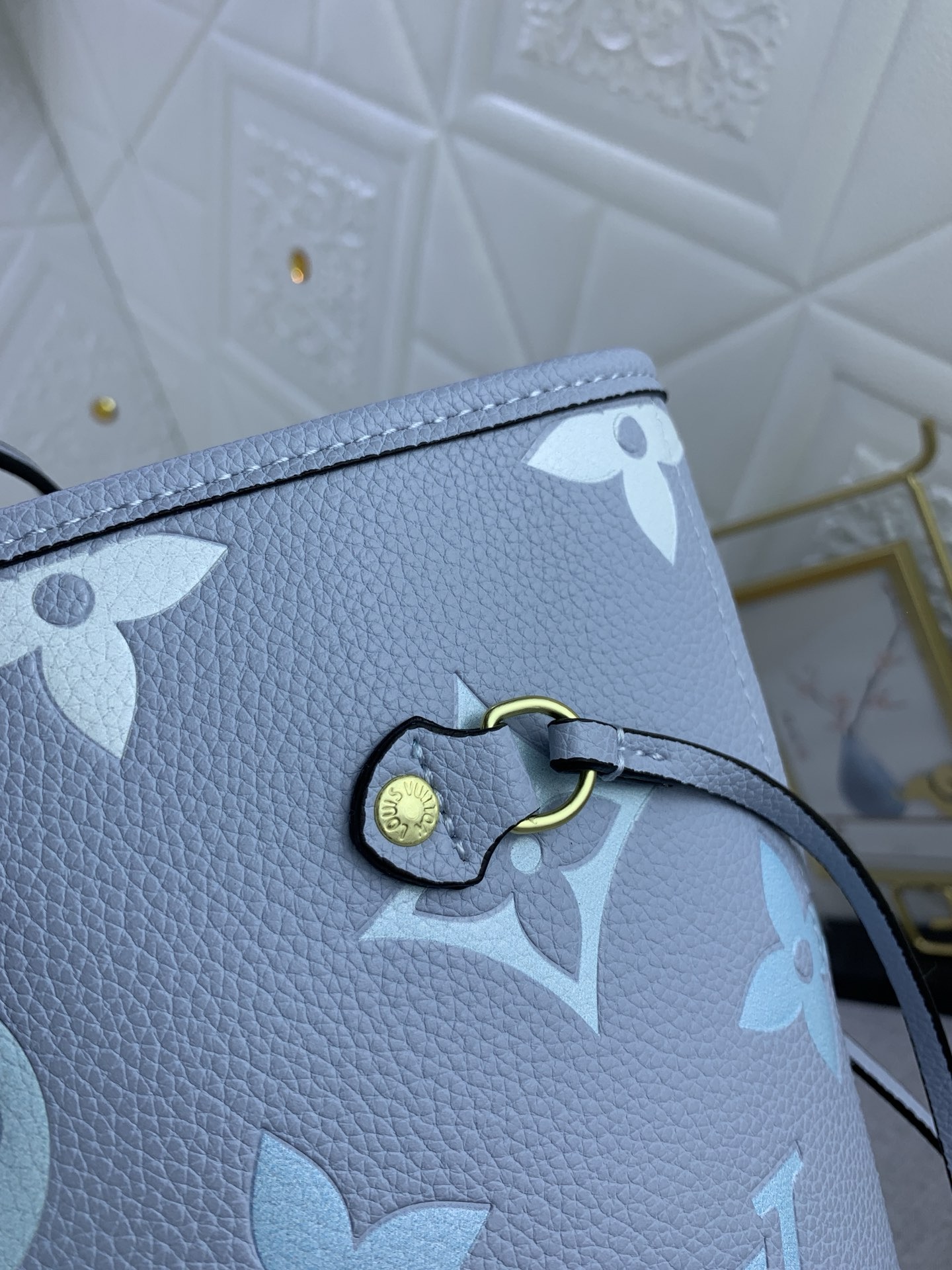 Louis Vuitton Shopping Bags 32*29*17cm