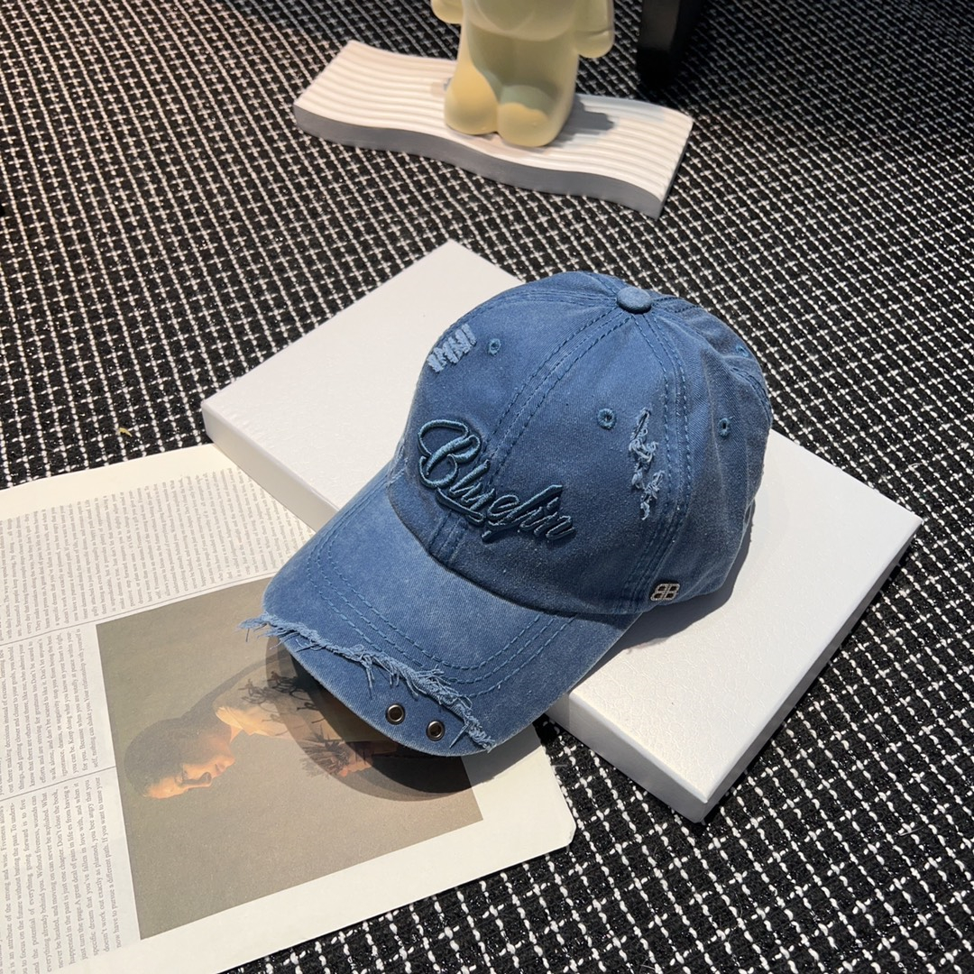 Balenciaga Baseball Cap