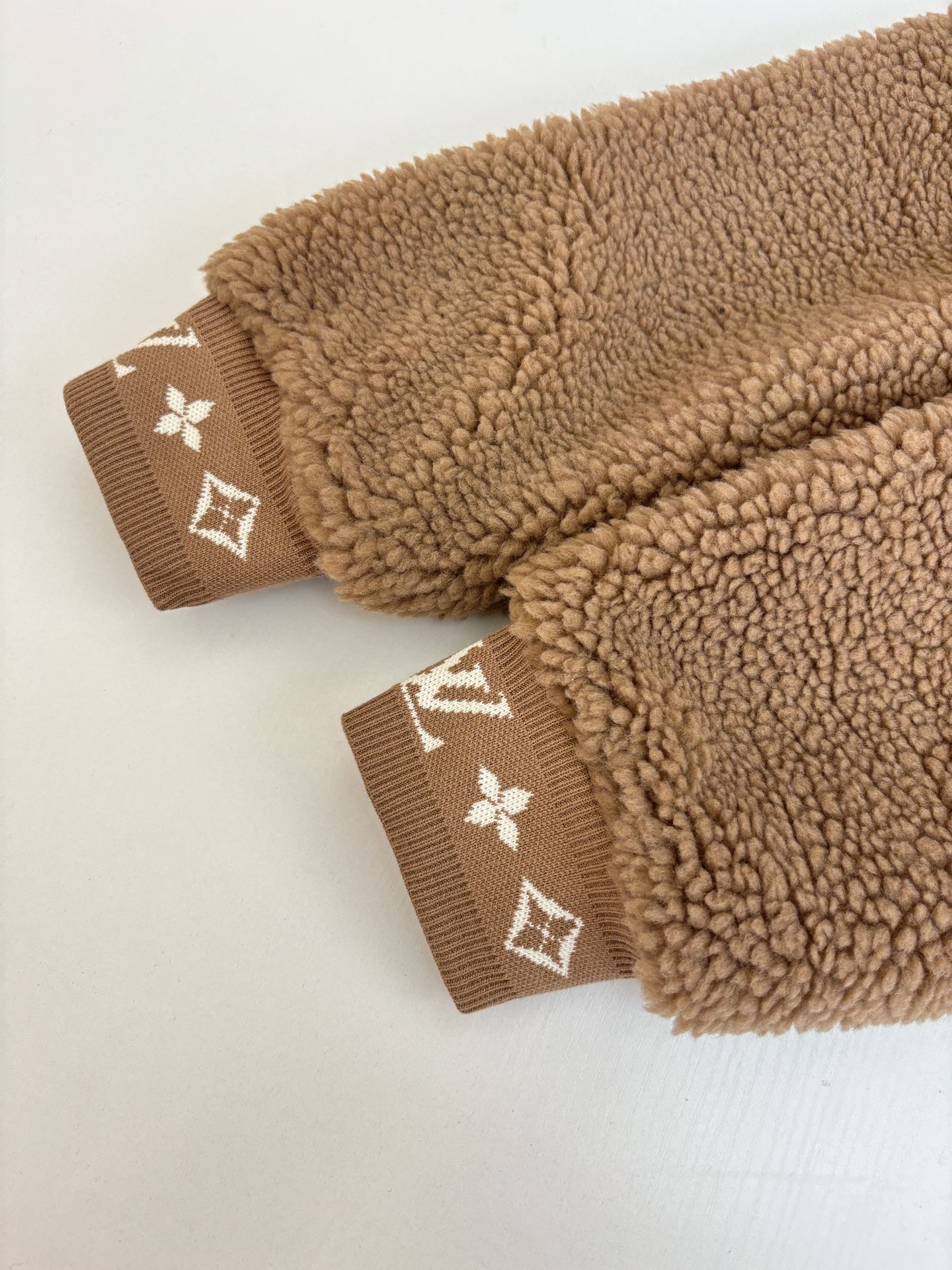 Louis Vuitton Unisex Jacket Size S-XL