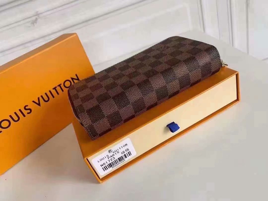 Louis Vuitton Men Wallet M61723 19*10*4cm