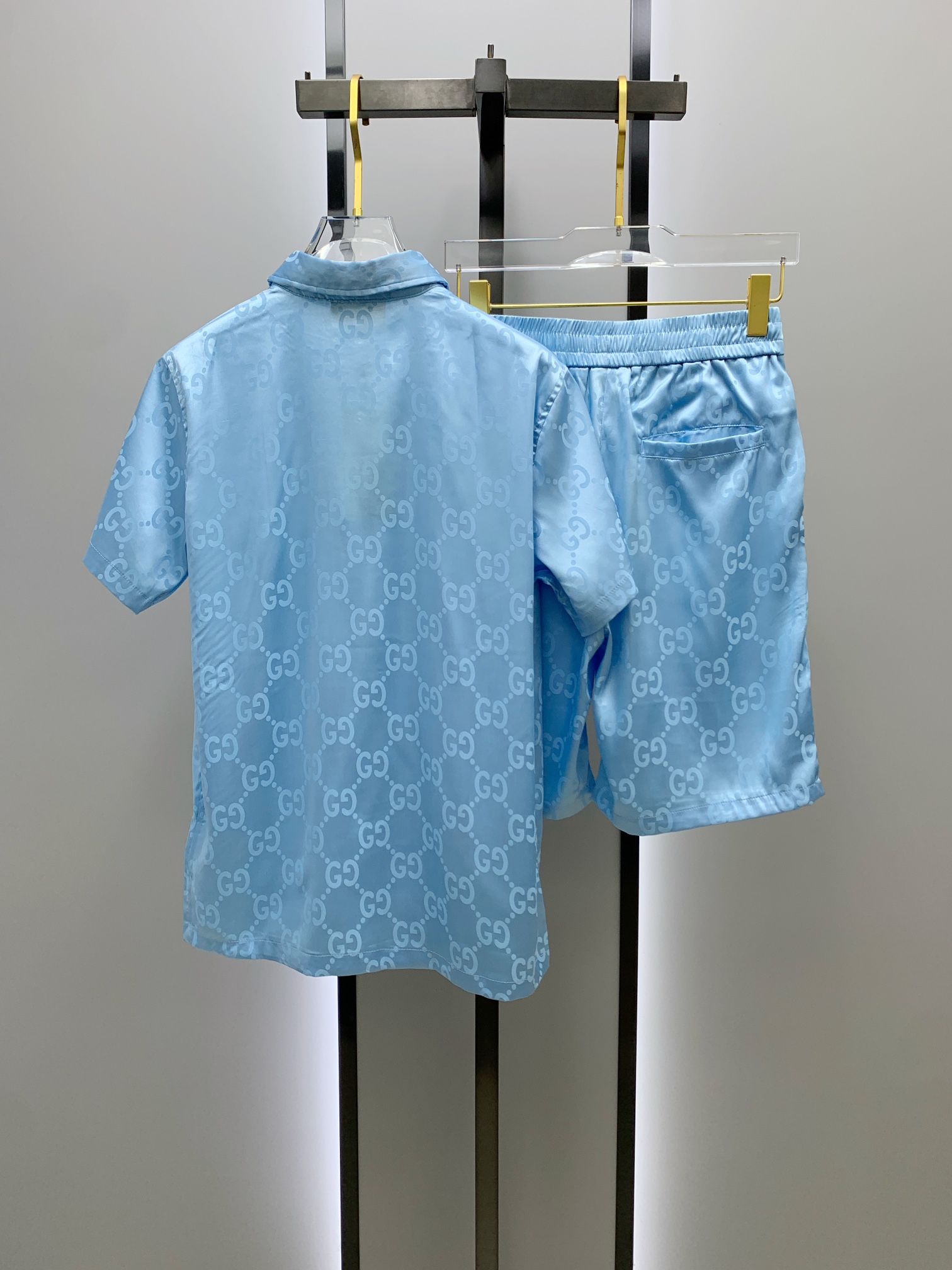 Gucci Sommeranzug Size M-XXL