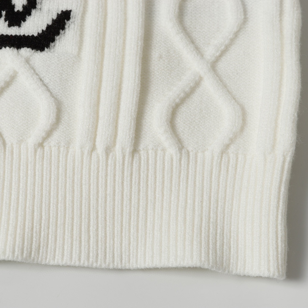 Louis Vuitton Unisex Sweatshirt Size S-XL