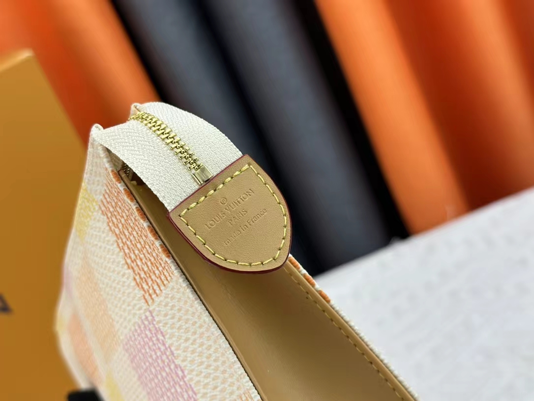 Louis Vuitton Monogram Titanium Clutch Bags Size 26*20*5cm