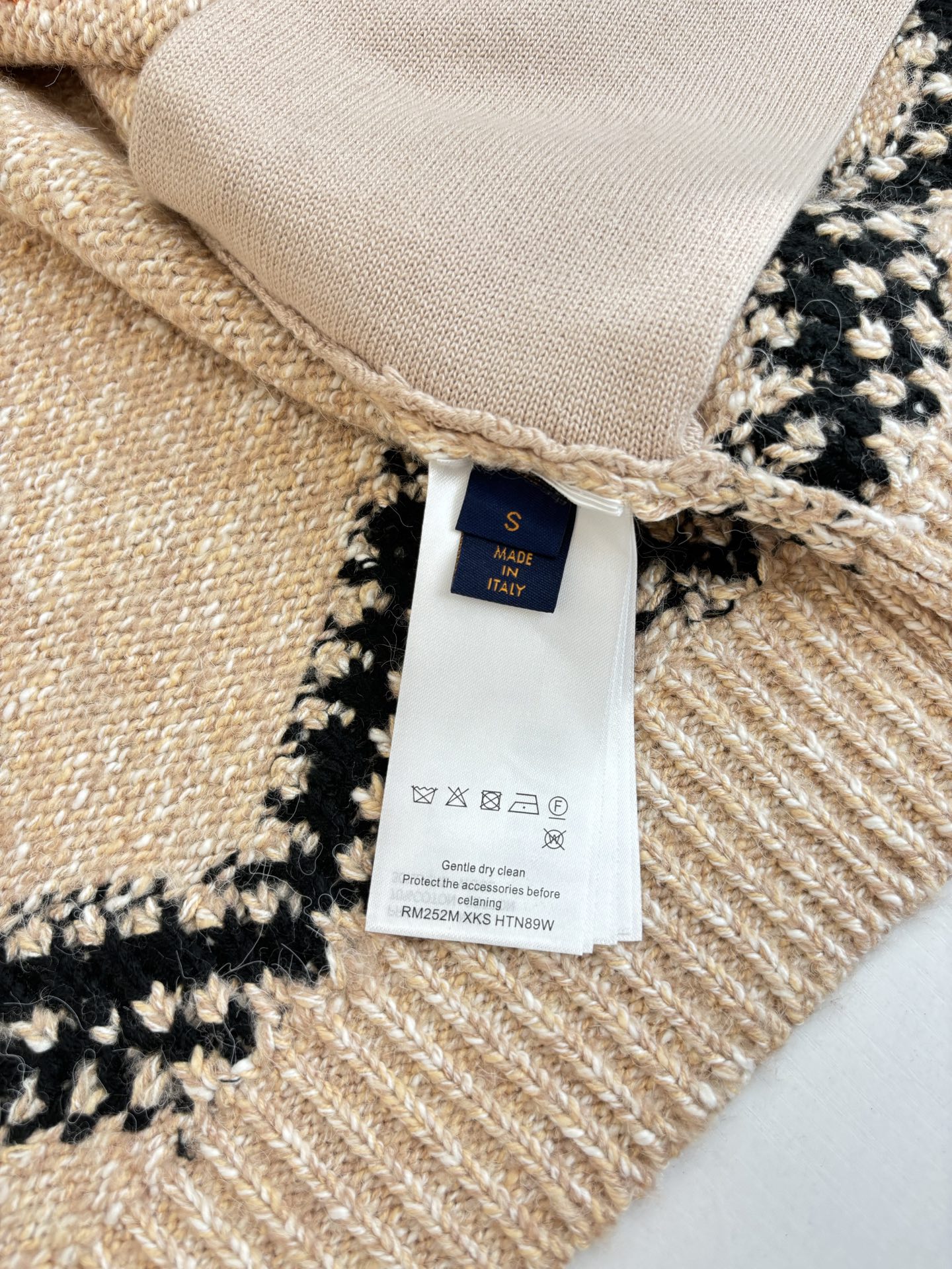 Louis Vuitton Unisex Jacket Size S-XL