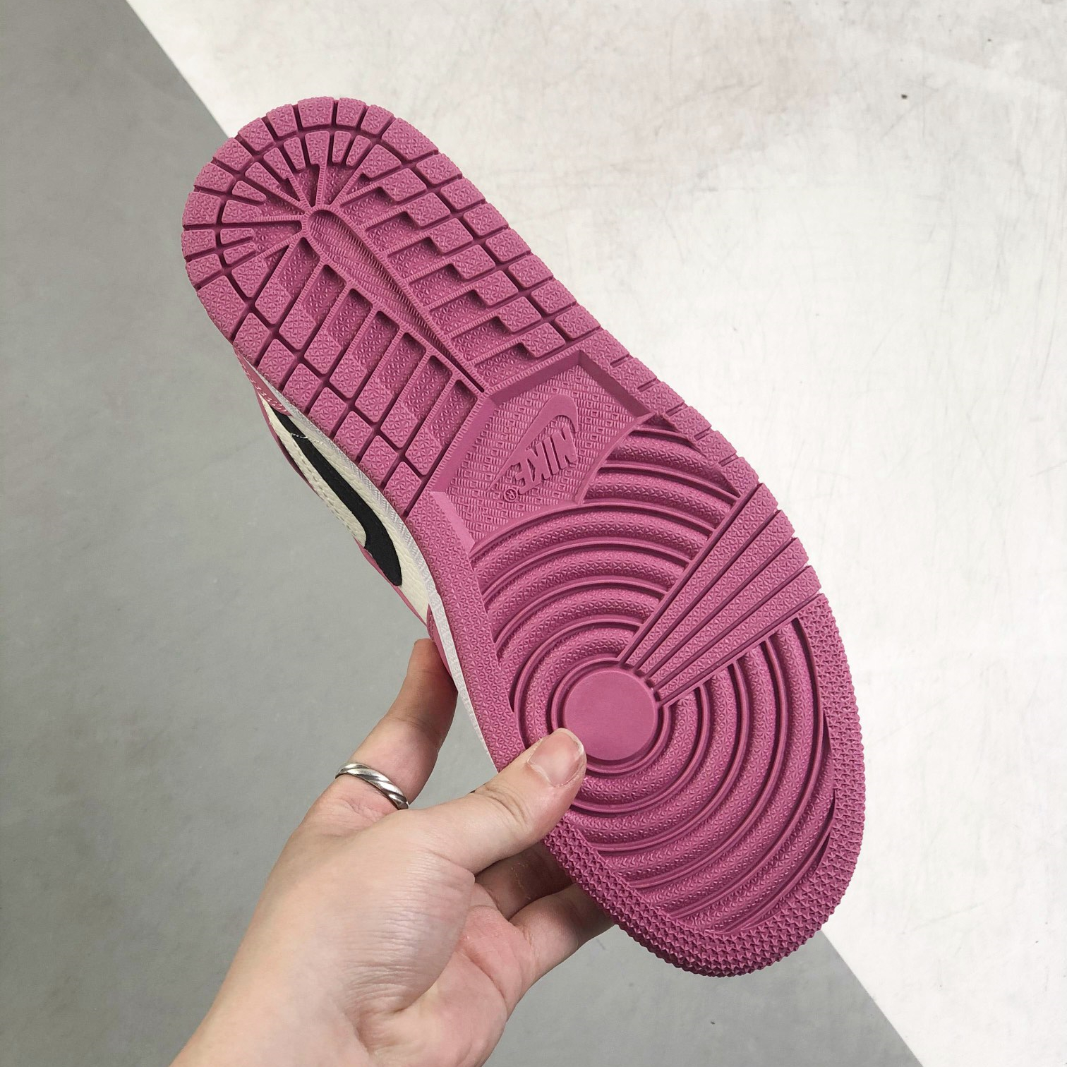 Nike Air Jordan 1 High Top Sneakers Shoes Gr. 36-46