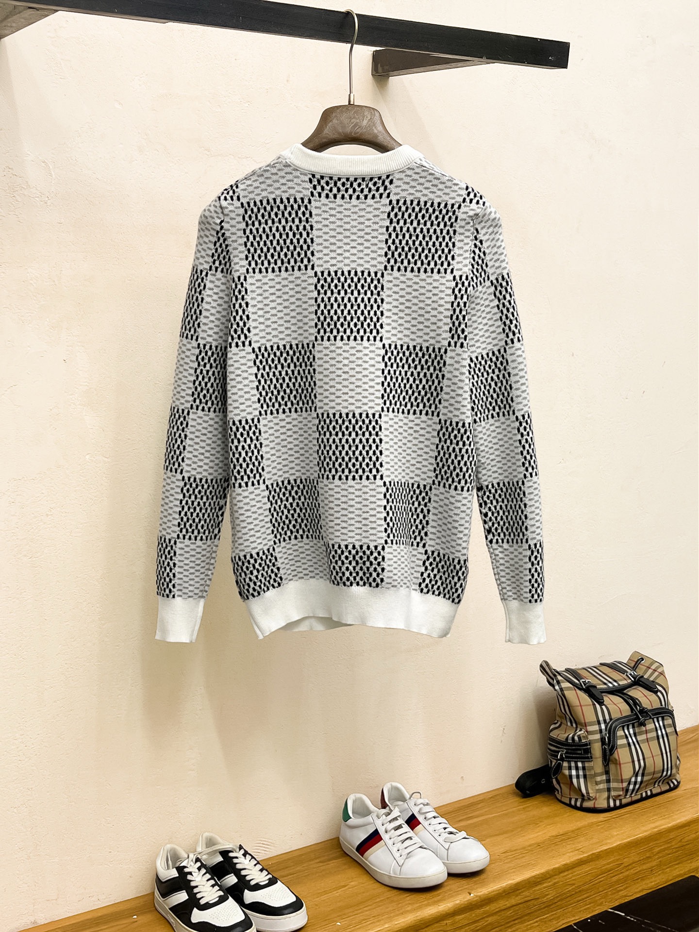 Louis Vuitton Unisex Sweatshirt Size M-XXXL