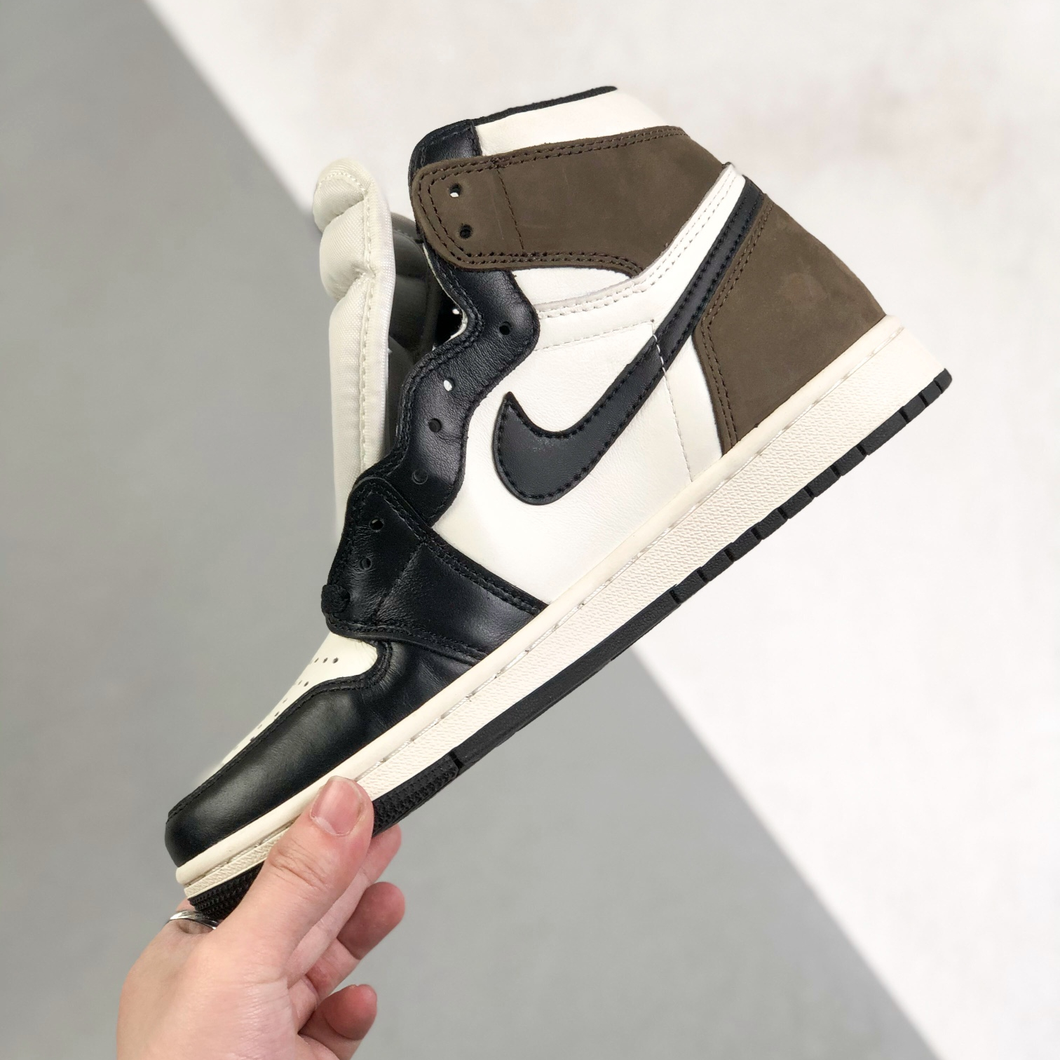 Nike Air Jordan 1 High Top Sneakers Shoes Gr. 36-46