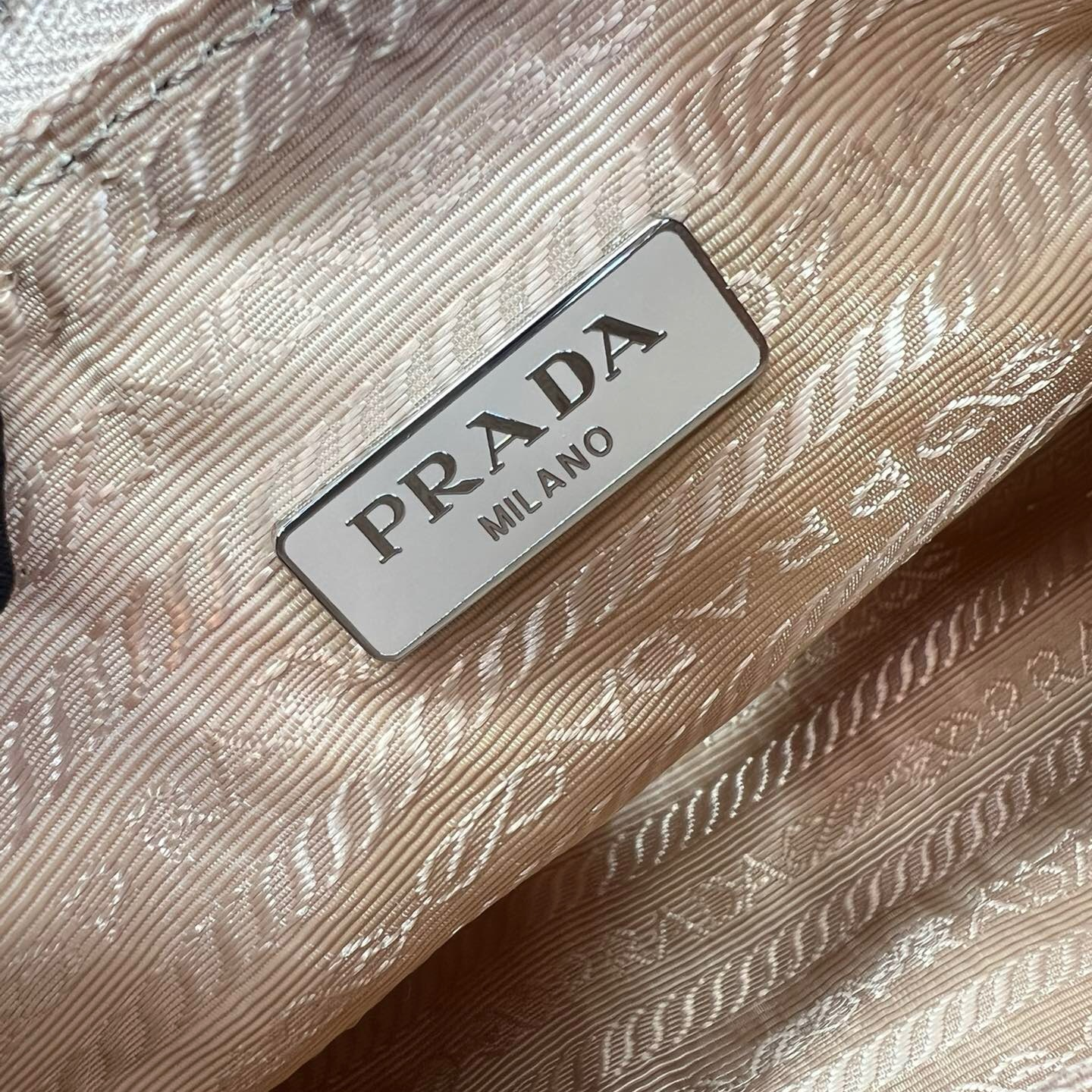 Prada 1NE204 Redition 2005 Women Bags 22*18*6.5cm