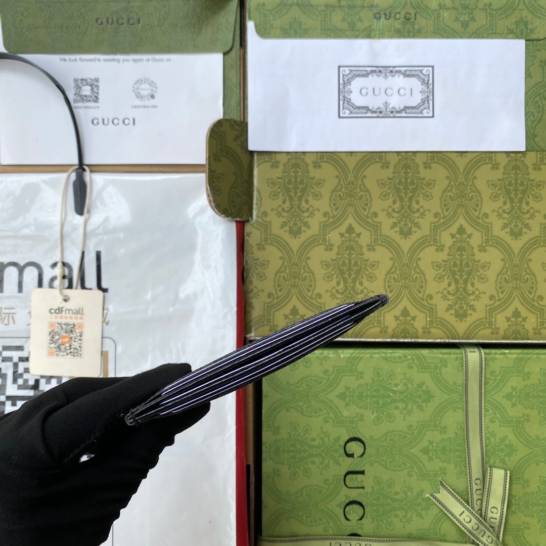 Gucci GG Card case with Interlocking Size 10*7cm Style: 673002