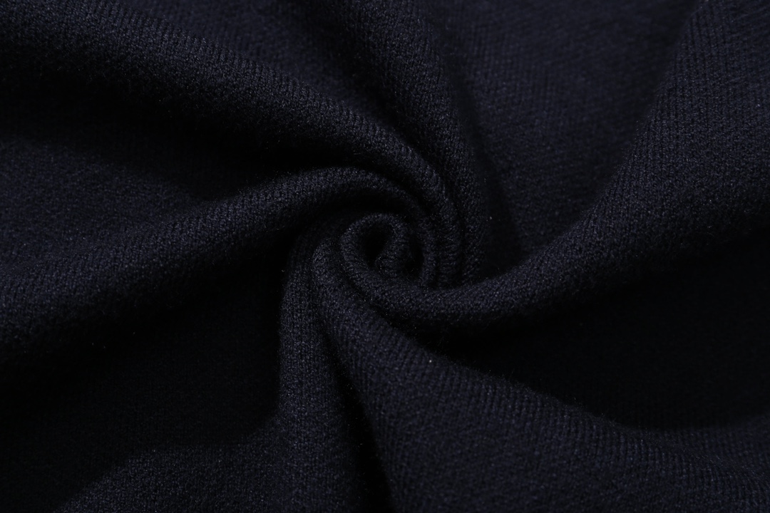 Gucci Unisex Knitwear Jacket Size S-XL