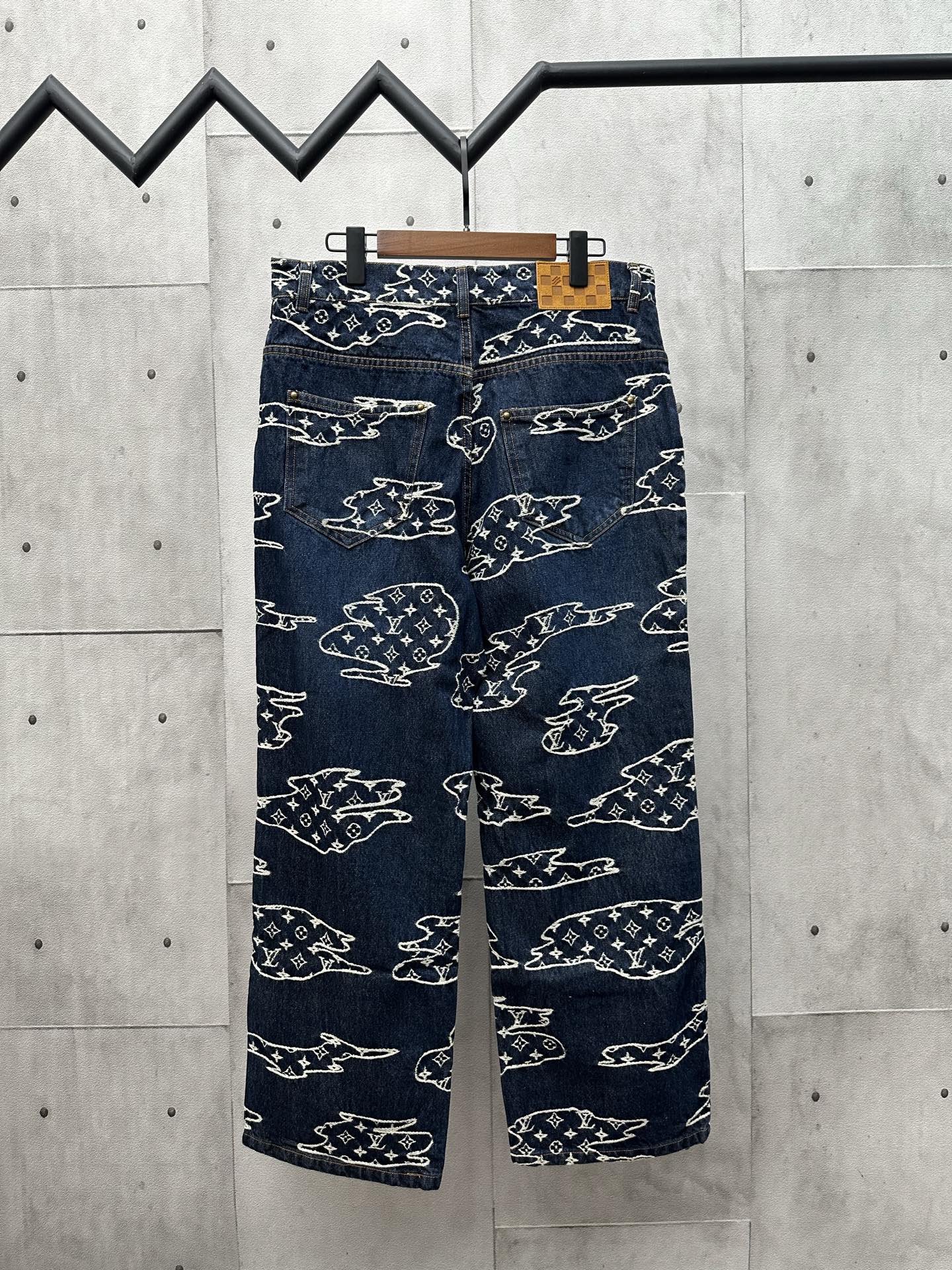 Louis Vuitton Unisex Jeans Size S-XL