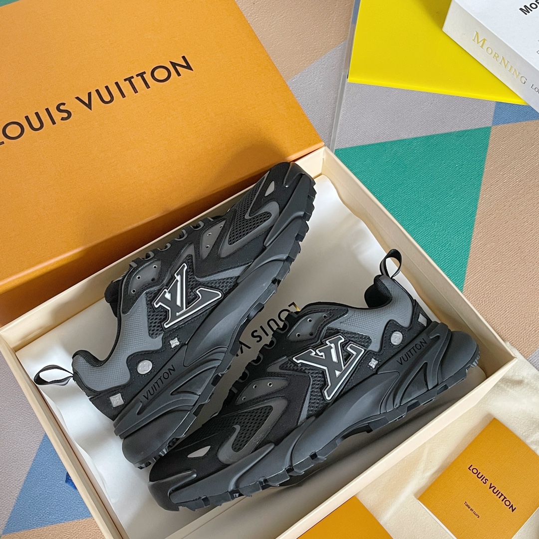 Louis Vuitton LV Runner Tatic Sneaker Size 40-46